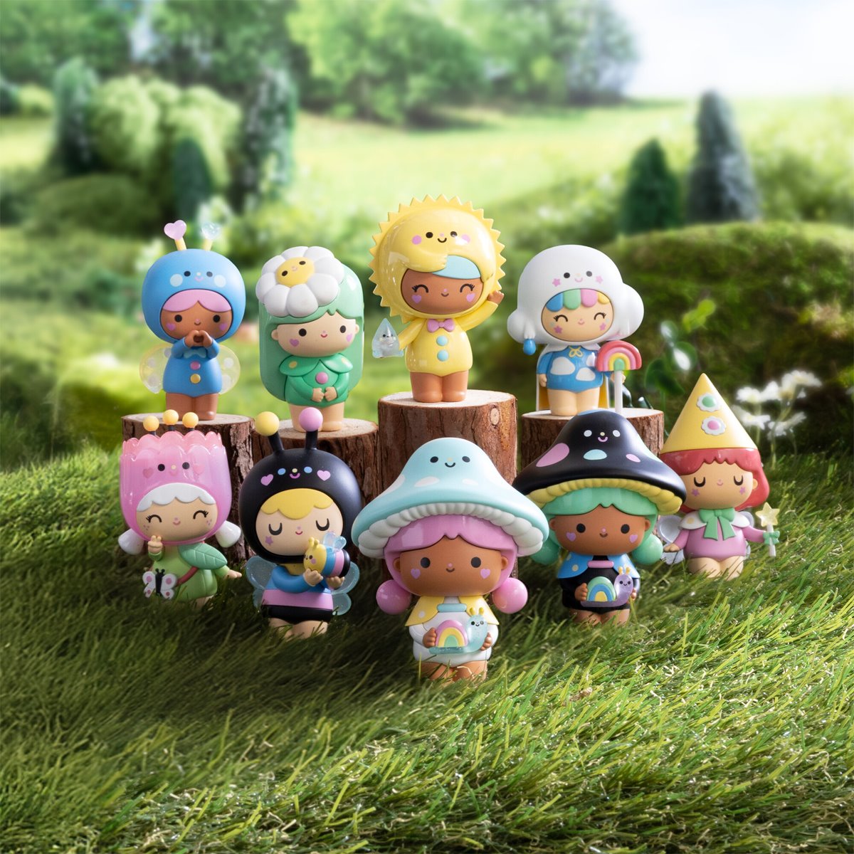 Momiji Magical Meadow Blind-Box Mini-Figure Display of 8