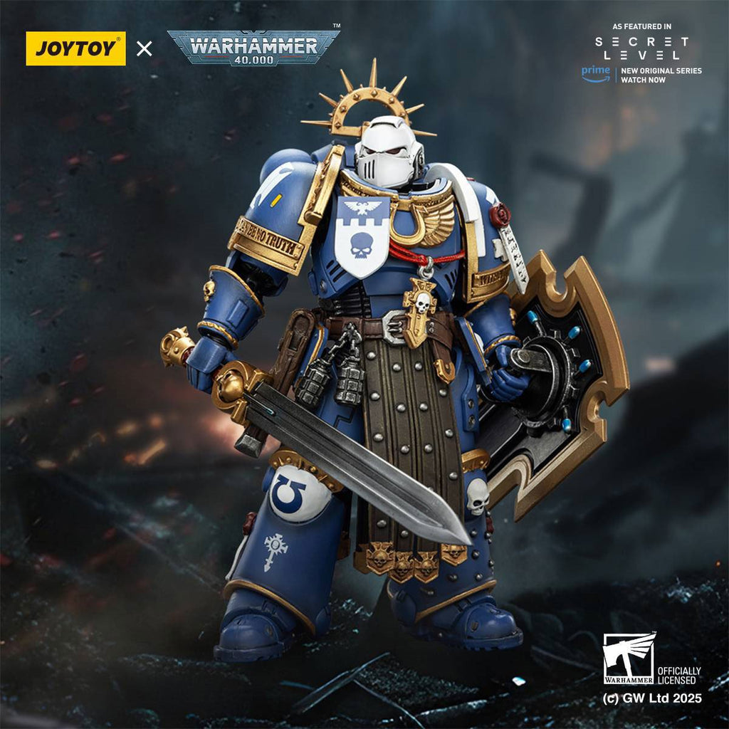 Joy Toy Warhammer 40,000 Ultramarines Torvald with Power Sword, Stormshield and Bolt Pistol 1:18 Scale Action Figure