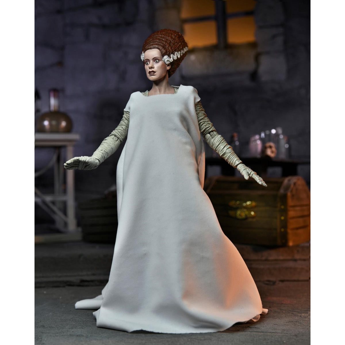 Universal Monsters Ultimate Bride of Frankenstein Color 7-Inch Scale Action Figure