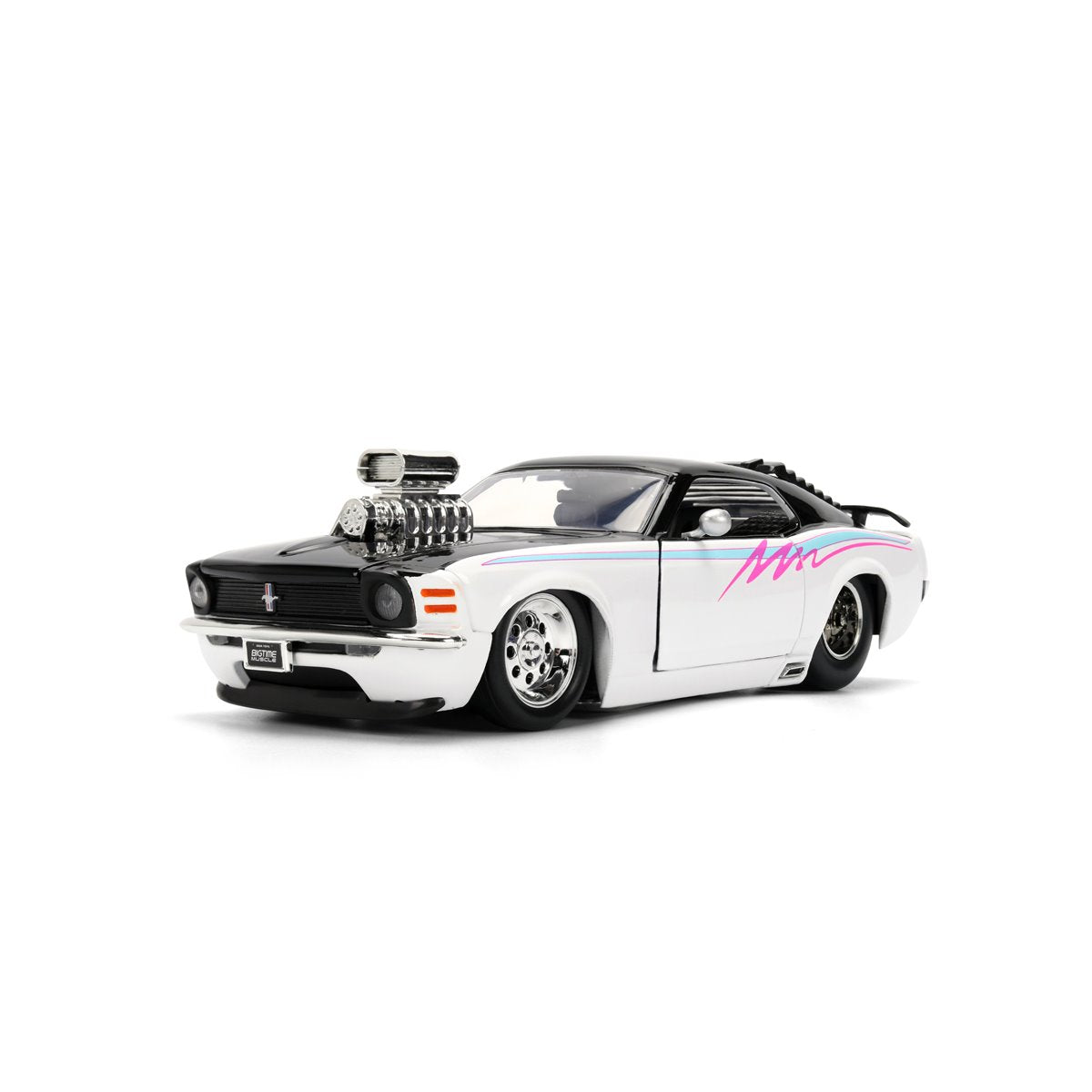 Bigtime Muscle 1970 Ford Mustang Boss 429 Glossy White 1:24 Scale Die-Cast Metal Vehicle