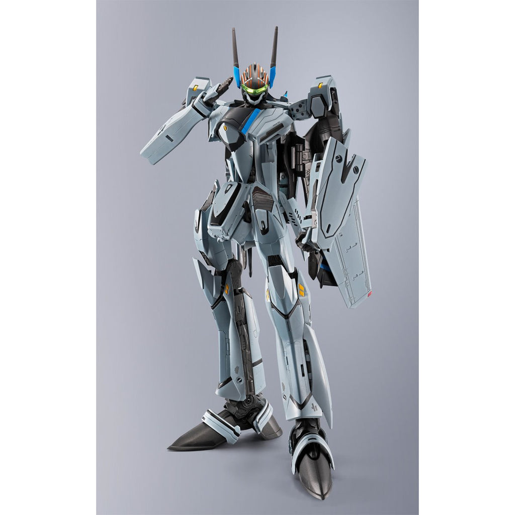 Macross Top Gun: Maverick VF-25 Messiah Valkyrie DX Chogokin Action Figure