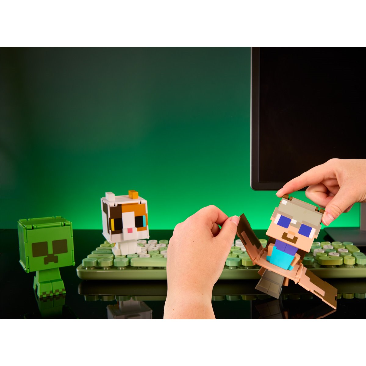 Minecraft Flippin' Figs Mini-Figure Case of 5