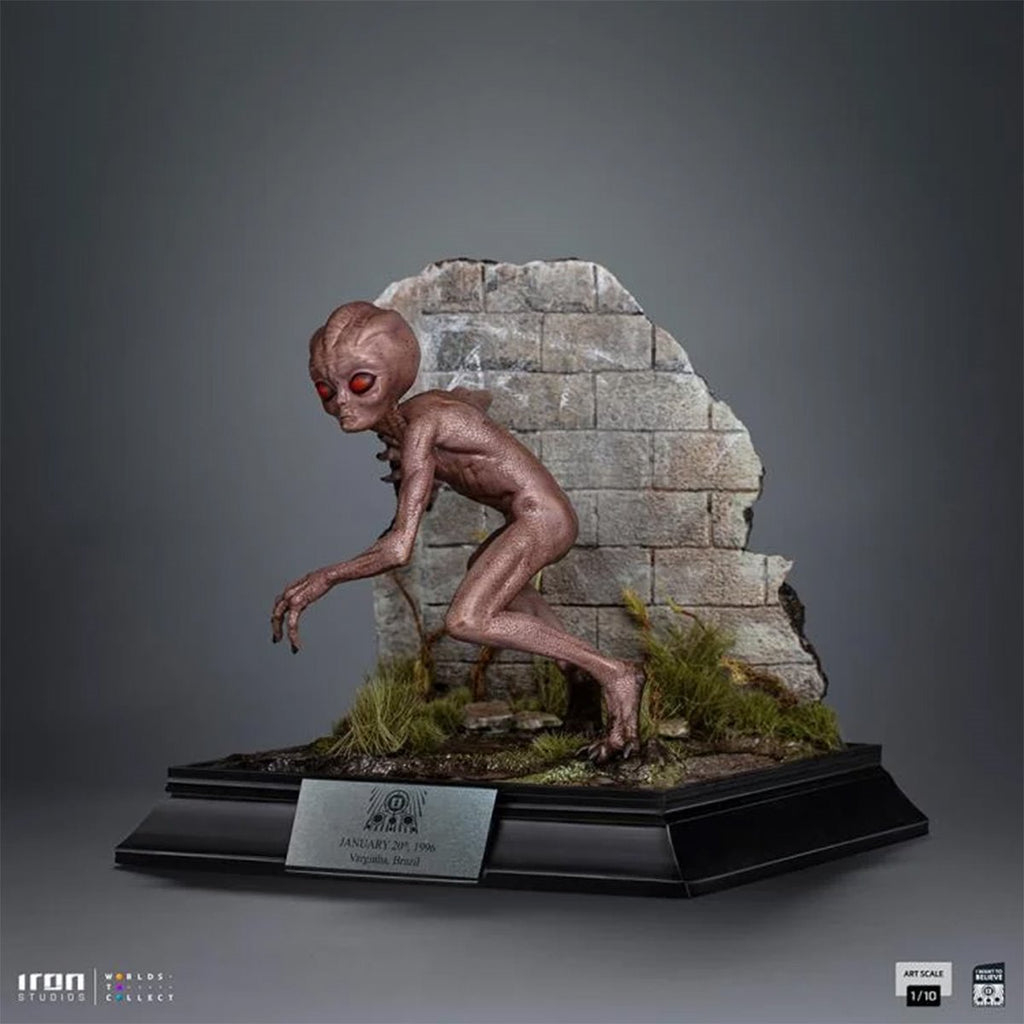 ET Varginha I Want To Believe 1:10 Art Scale Limited Edition Statue