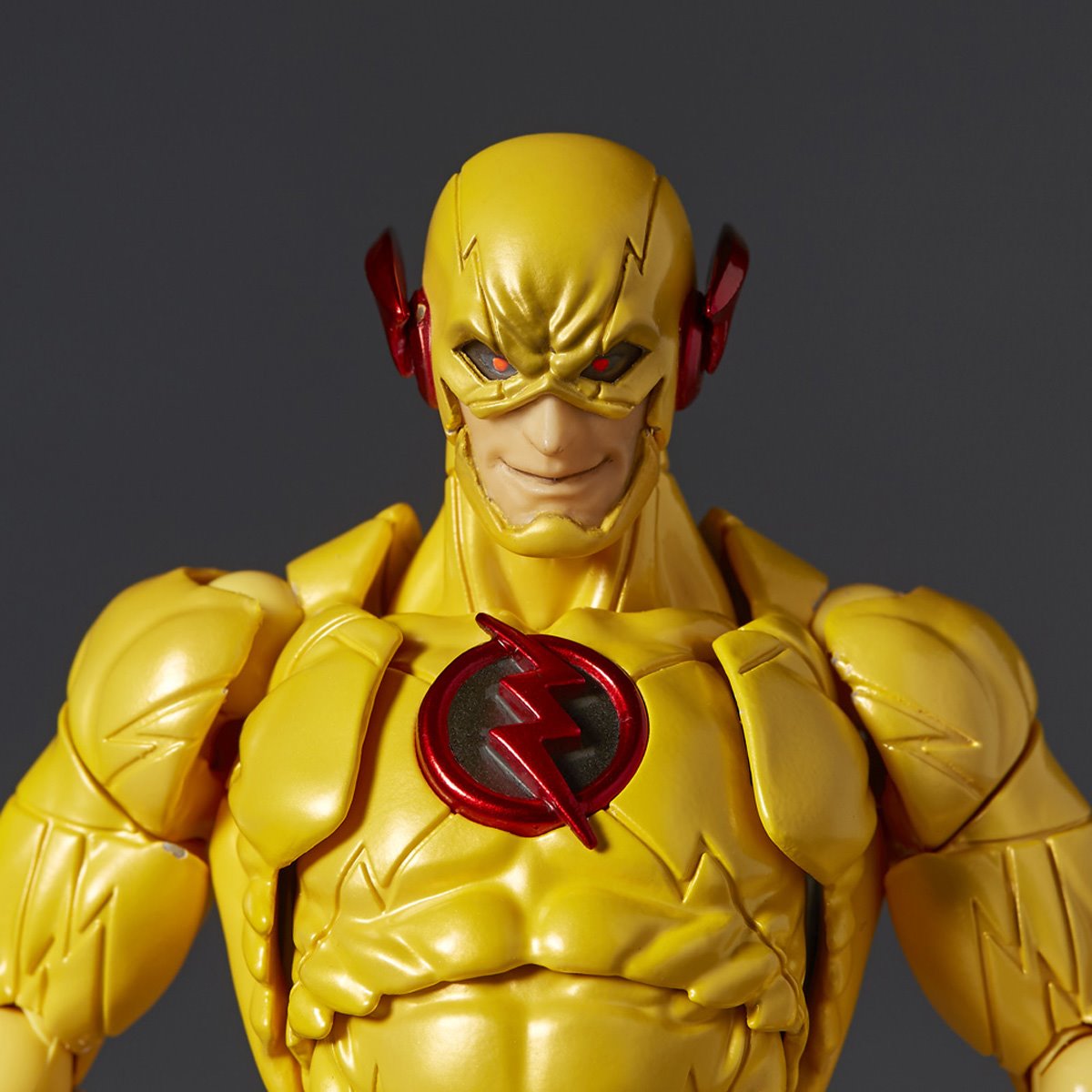 DC Heroes Reverse Flash Revoltech Amazing Yamaguchi Action Figure