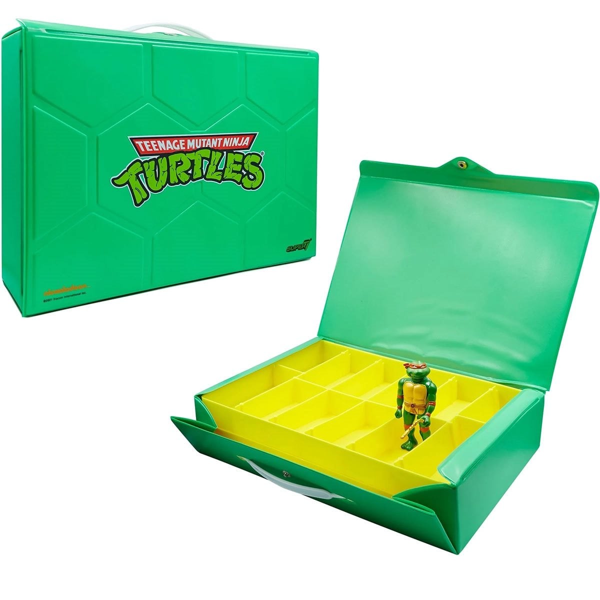 Teenage Mutant Ninja Turtles ReAction Figures Carry Case with 3 3/4-Inch Michelangelo (Metallic)