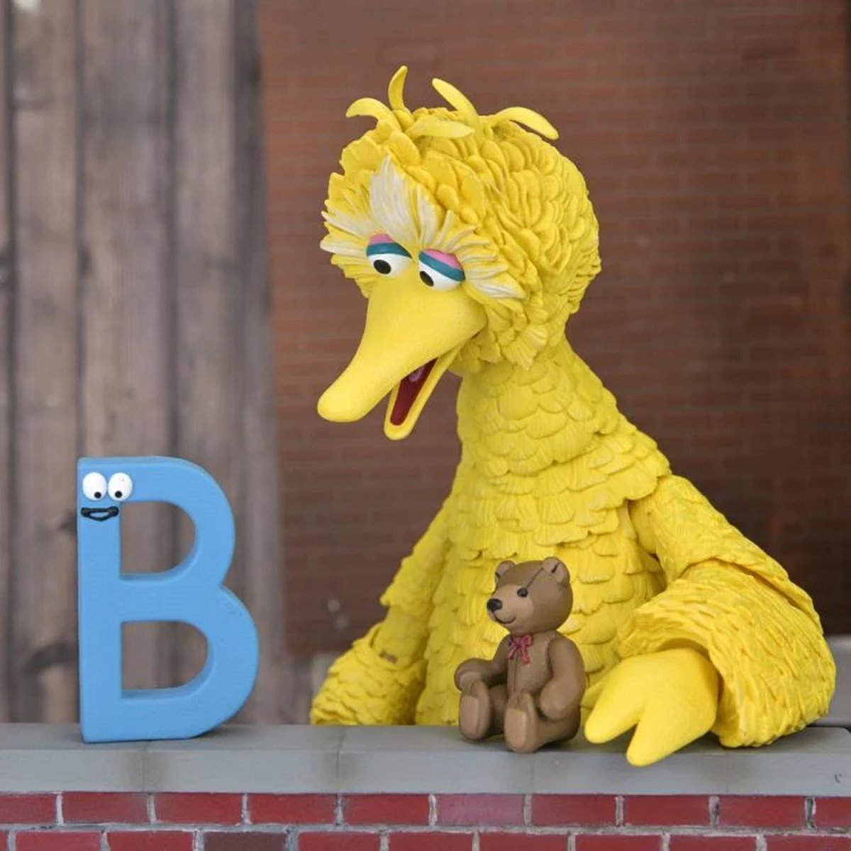 Sesame Street Ultimate Big Bird 7-Inch Scale Action Figure