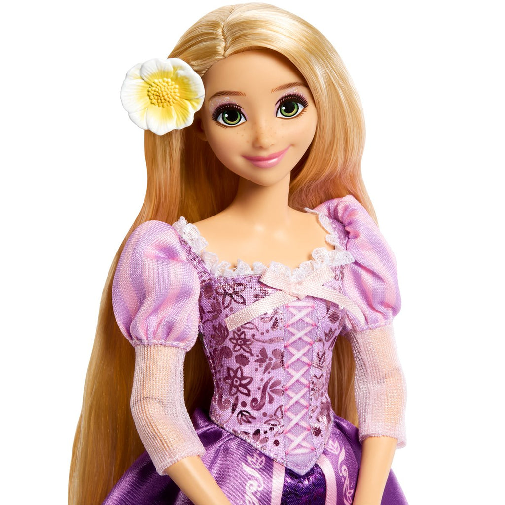 Disney Princess Sparkling Princess Rapunzel Fashion Doll