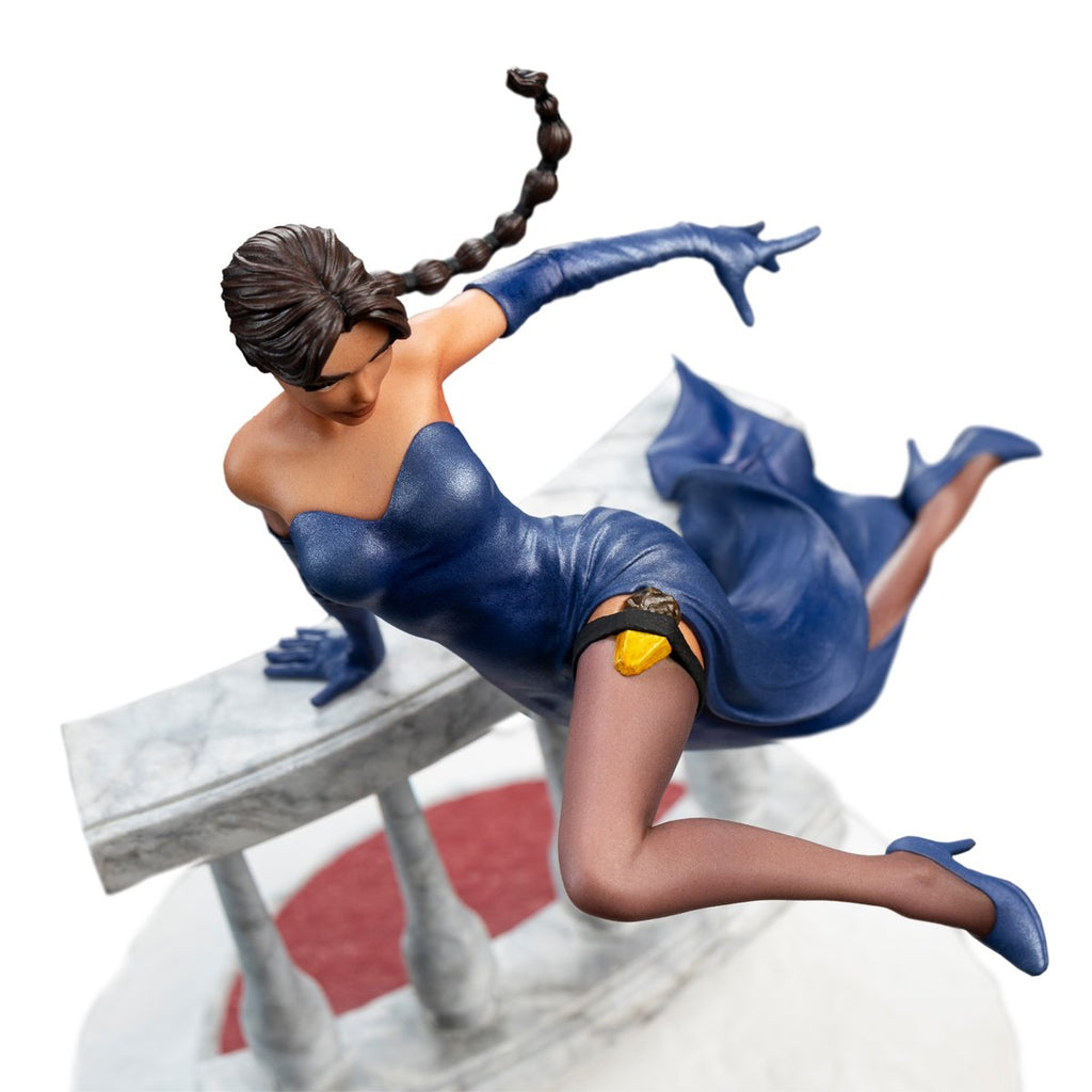 Tomb Raider Lara Croft: A Deal at the Opera Miniature Statue