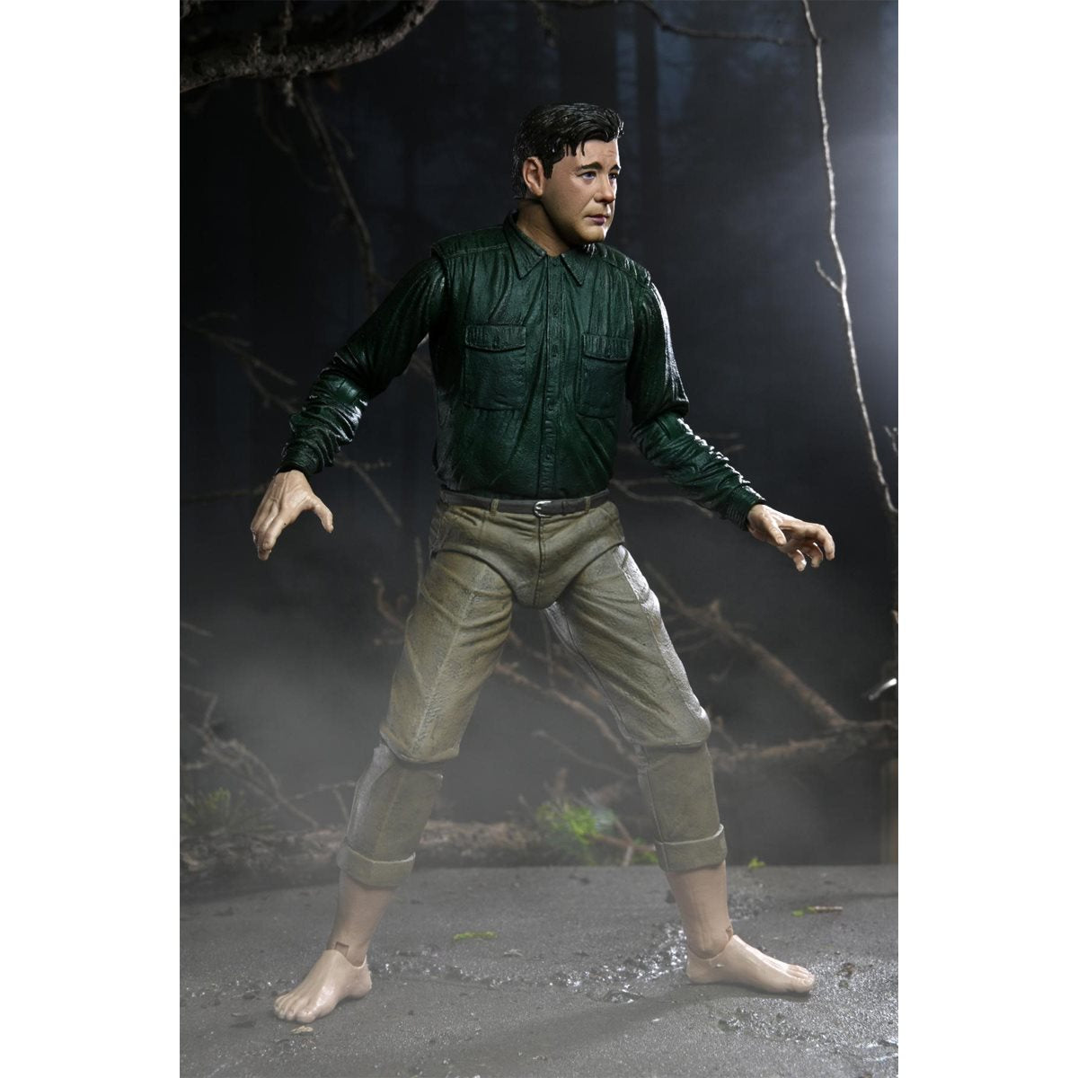 Universal Monsters Ultimate The Wolf Man 7-Inch Scale Action Figure