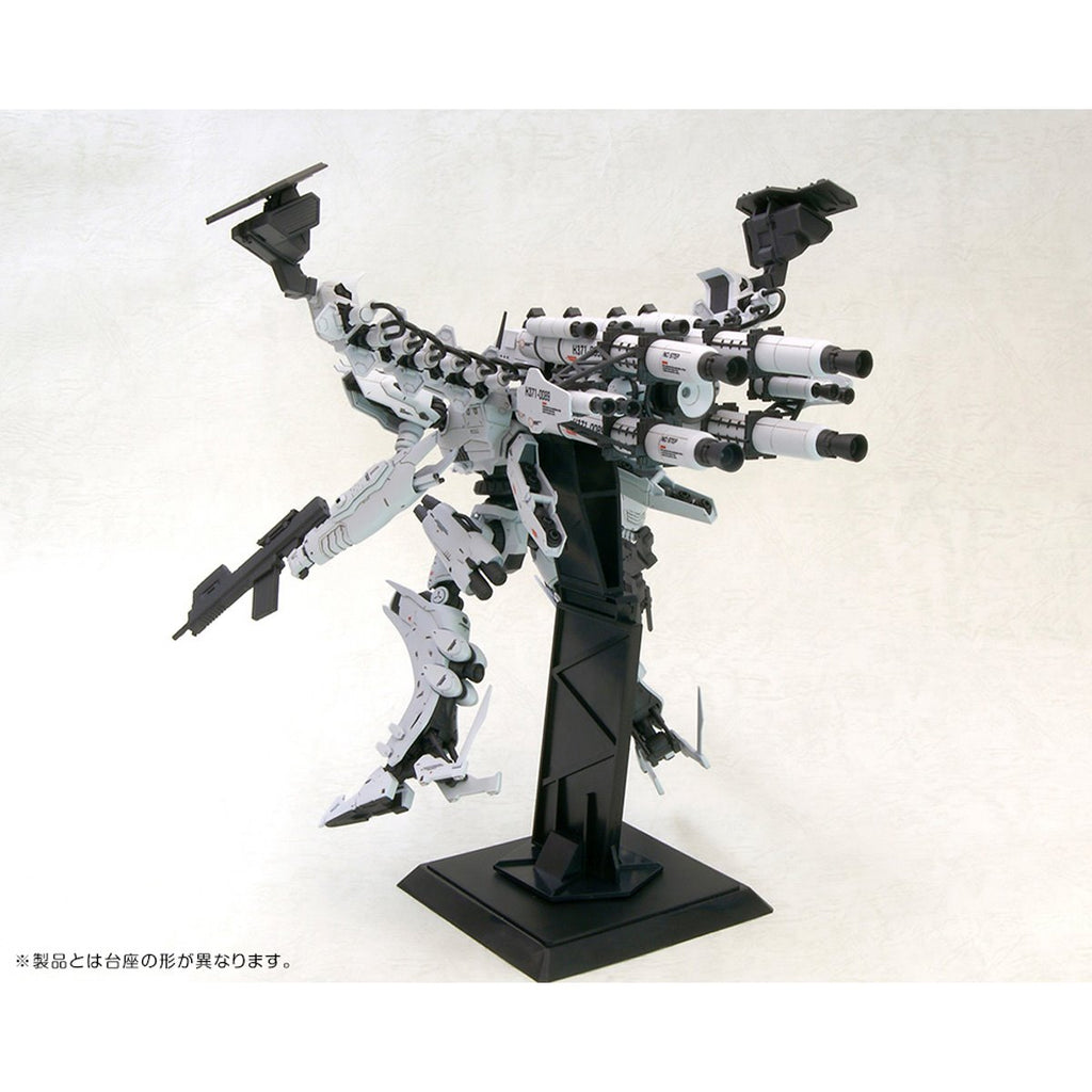 Armored Core Lineark White Glint & V.O.B. Variable Infinity 1:72 Scale Model Kit Set - ReRun