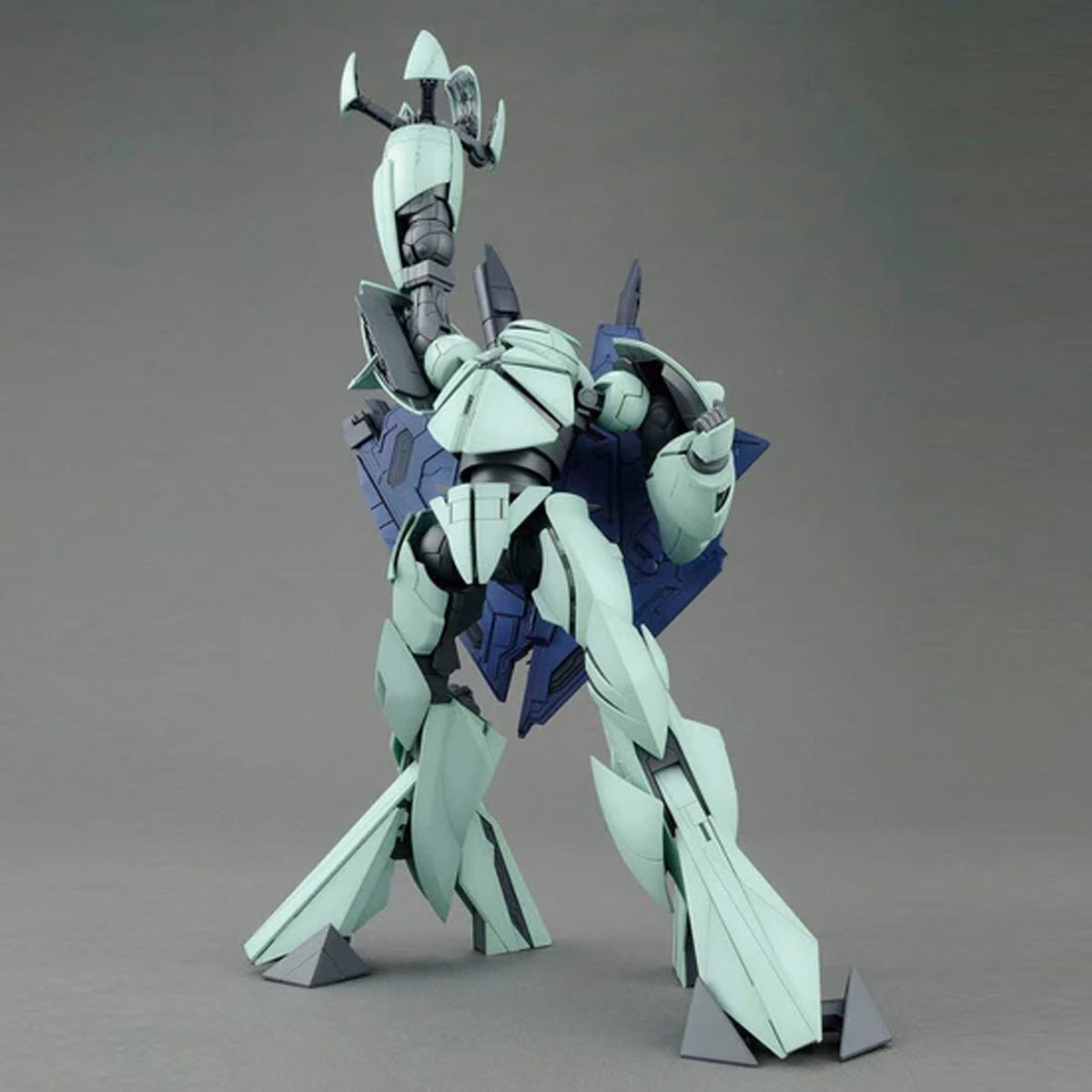 Turn A Gundam Turn X Gundam Master Grade 1:100 Scale Model Kit