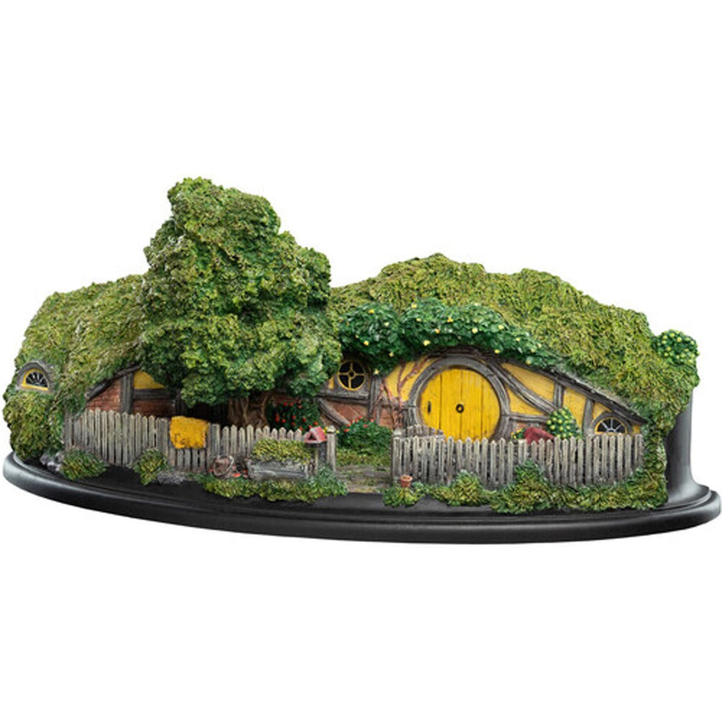 The Hobbit Hole 25 Gandalf's Cutting Environment Statue