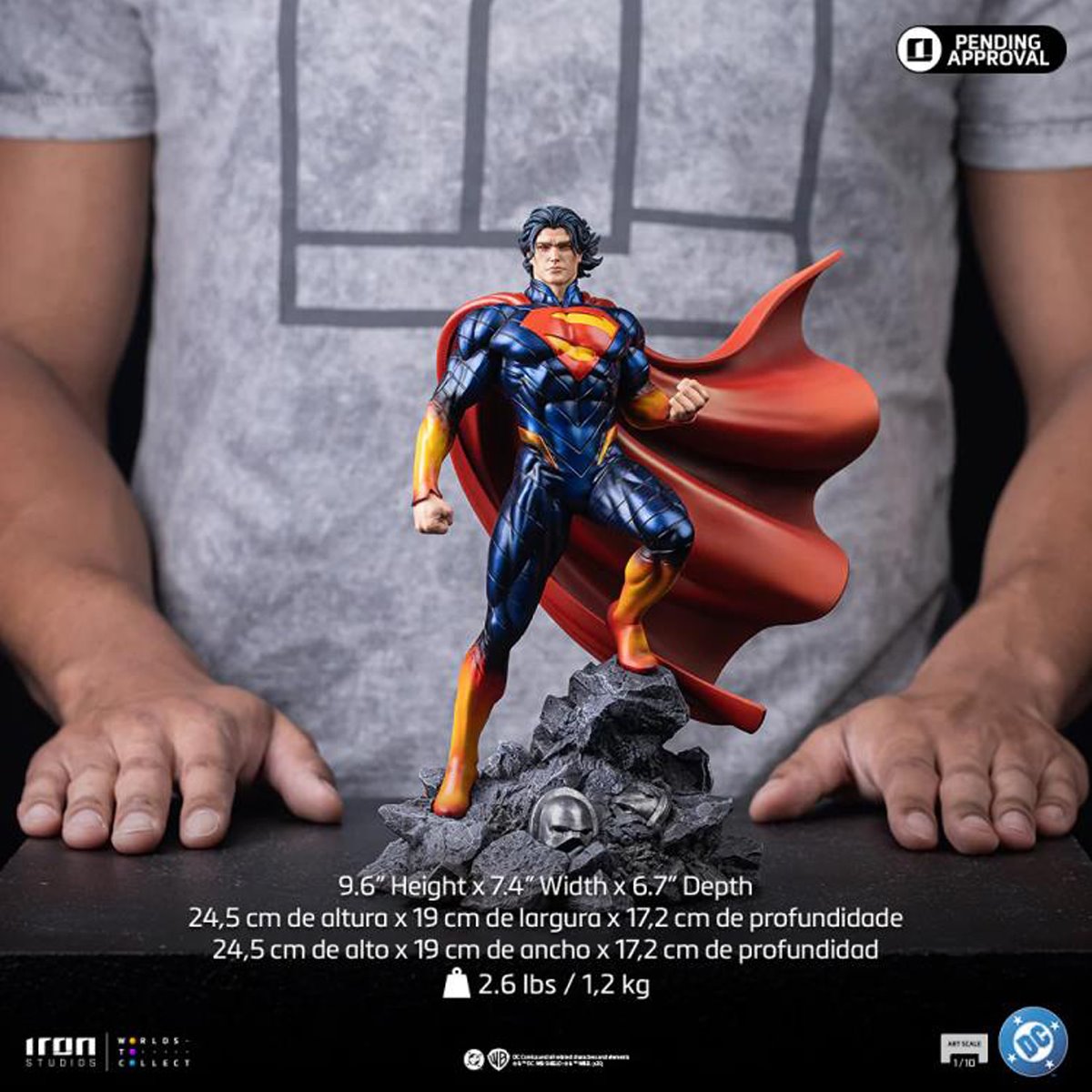 Absolute Superman DC Comics 1:10 Art Scale Limited Edition Statue