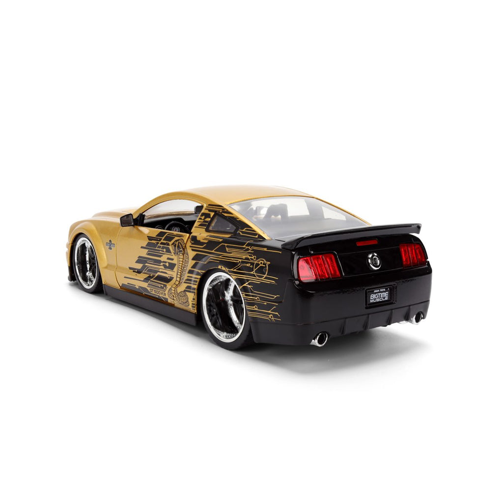 Bigtime Muscle 2008 Ford Shelby GT-500KR 1:24 Scale Die-Cast Metal Vehicle