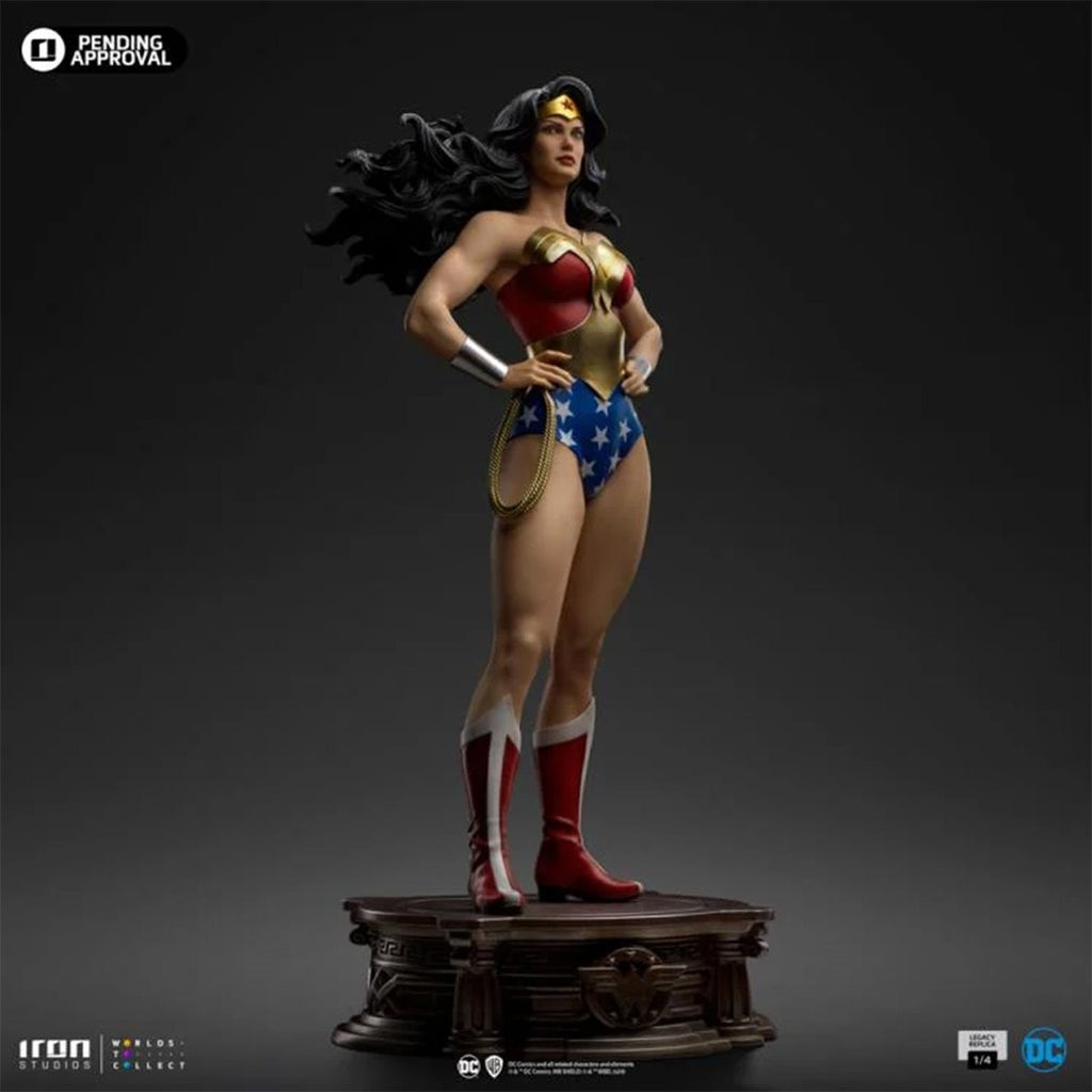 Wonder Woman DC Comics Trinity Legacy Replica 1:4 Scale Limited Edition Statue
