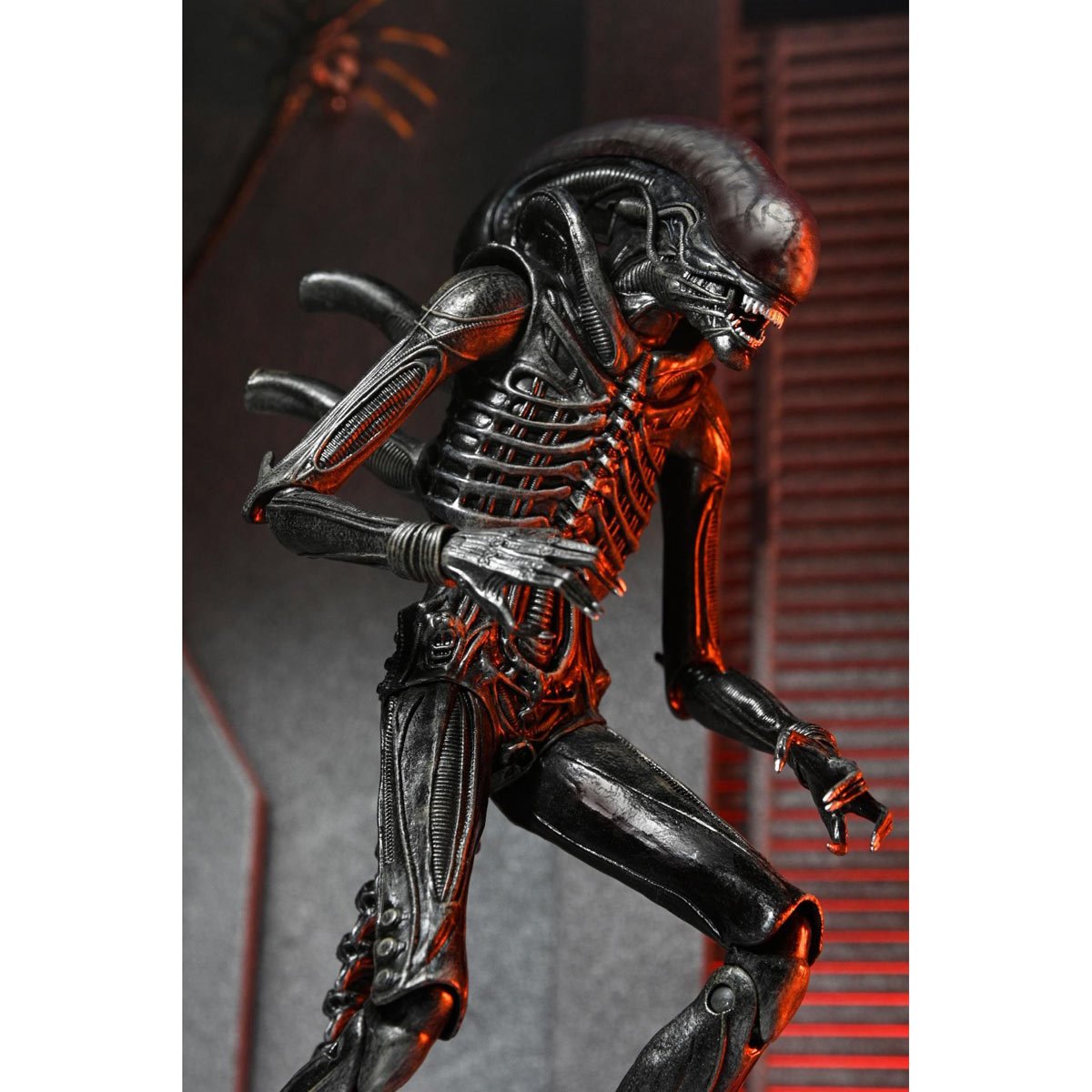 Alien: Romulus Ultimate Xenomorph XX121 7-Inch Scale Action Figure