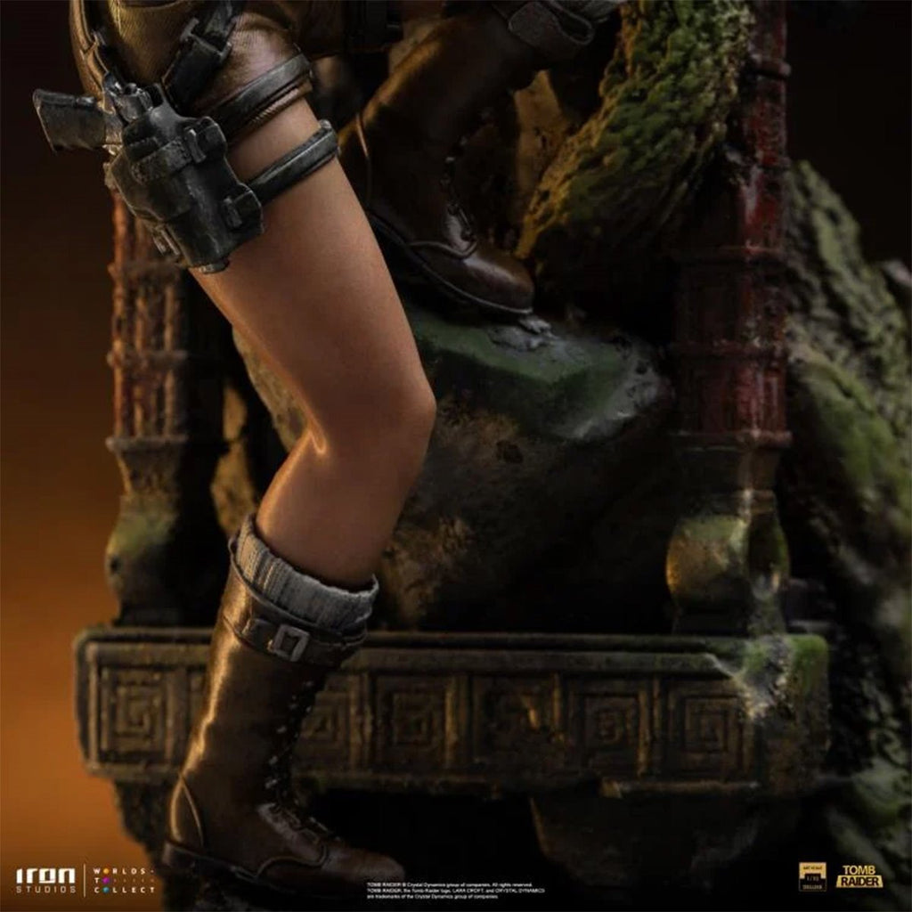 Tomb Raider Lara Croft 1:10 Deluxe Art Scale Limited Edition Statue