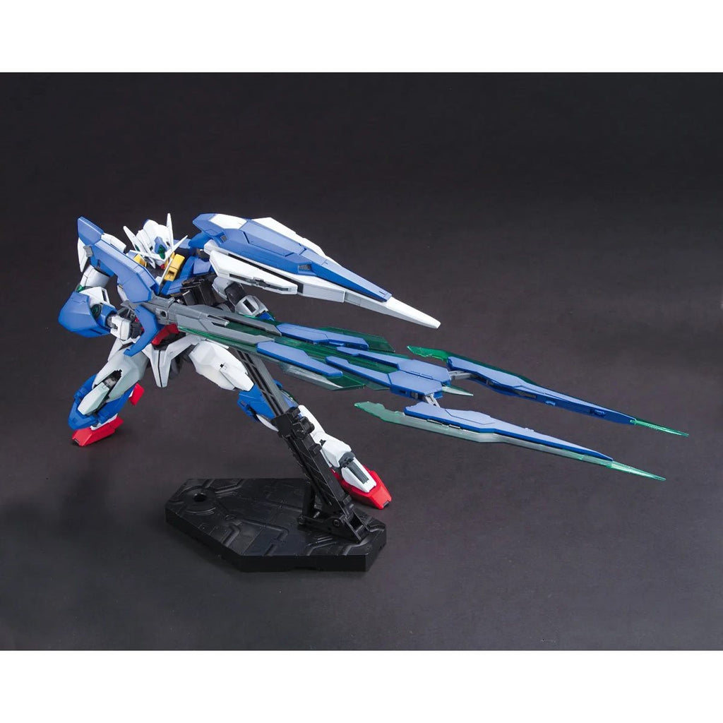 Mobile Suit Gundam 00 the Movie: A Wakening of the Trailblazer 00 QAN[T] Master Grade 1:100 Scale Model Kit