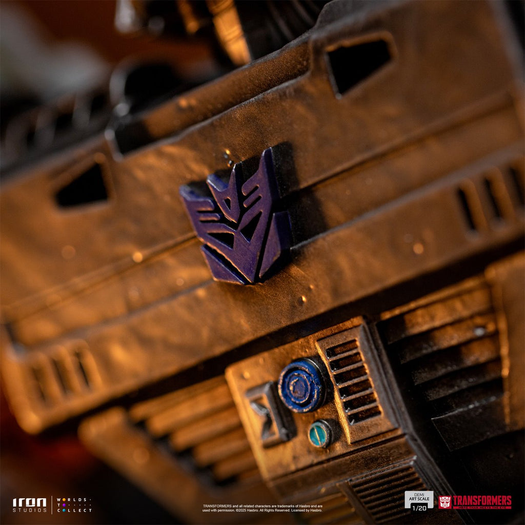 Transformers Megatron 1:20 Demi Art Scale Limited Edition Statue