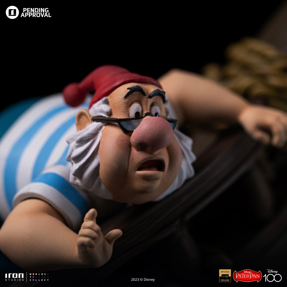 Peter Pan vs Hook Deluxe 1:10 Art Scale Limited Edition Statue