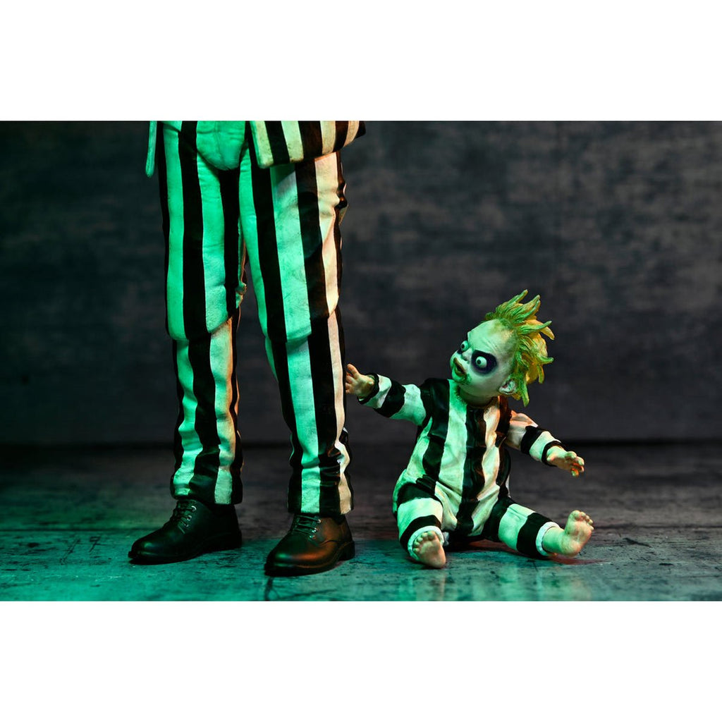 Beetlejuice Beetlejuice Ultimate Striped Suit Beetlejuice 7-Inch Scale Action Figure