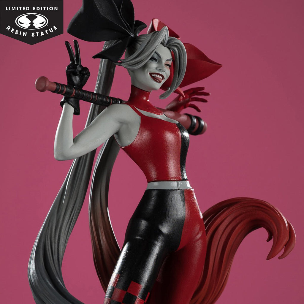 DC Direct Harley Quinn by Alex Garner Harley Quinn: Red, White, and Black 1:10 Scale Resin Statue