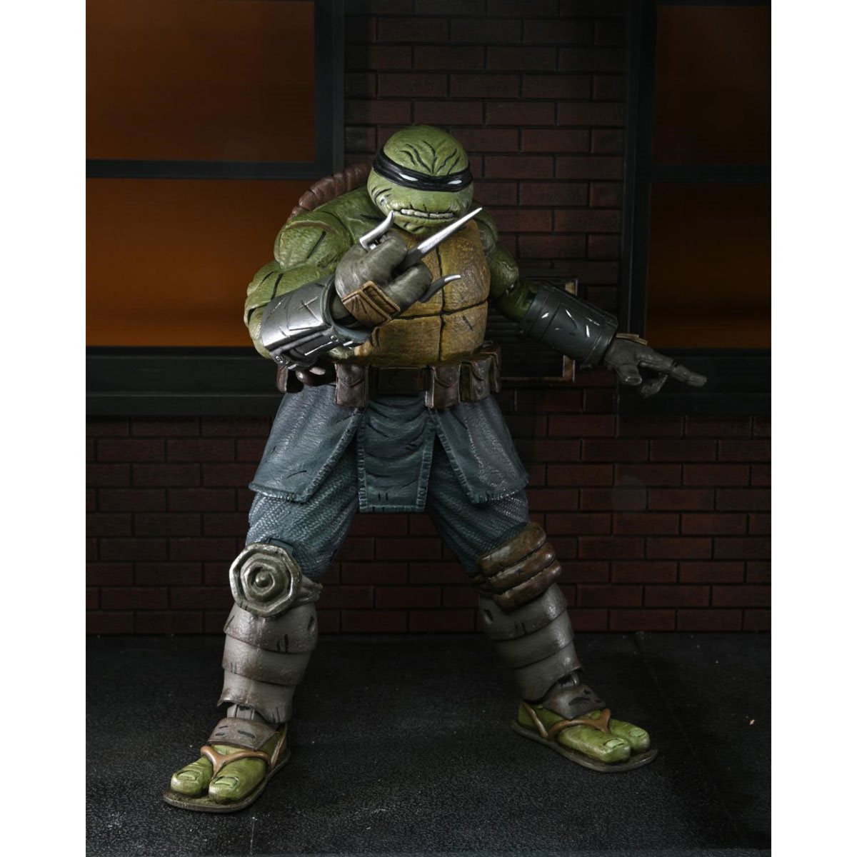 Teenage Mutant Ninja Turtles Ultimate The Last Ronin Unarmored 7-Inch Scale Action Figure