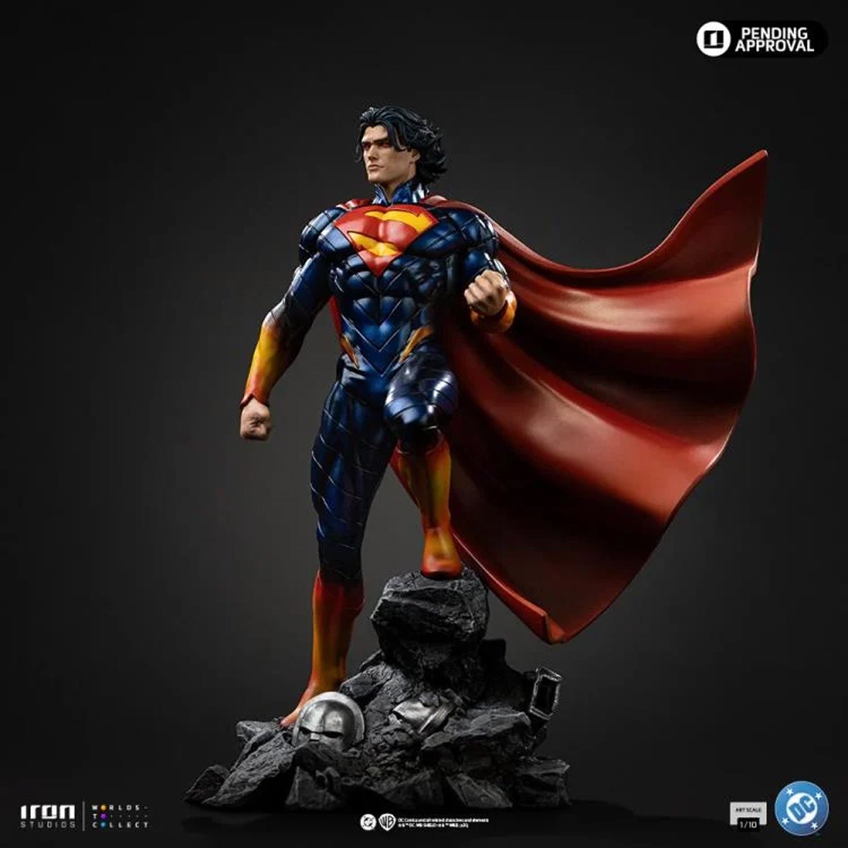 Absolute Superman DC Comics 1:10 Art Scale Limited Edition Statue