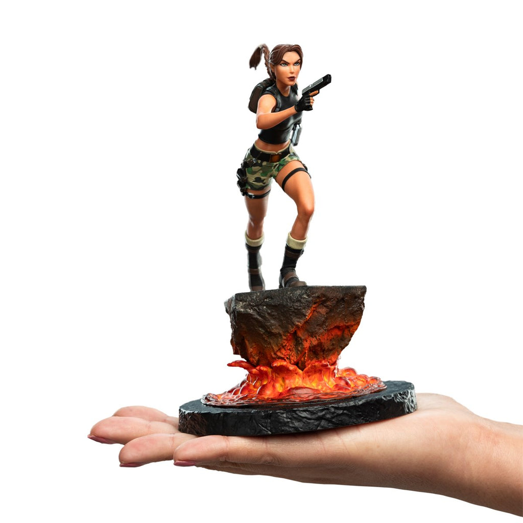 Tomb Raider Lara Croft: The Sanctuary of Flame Miniature Statue