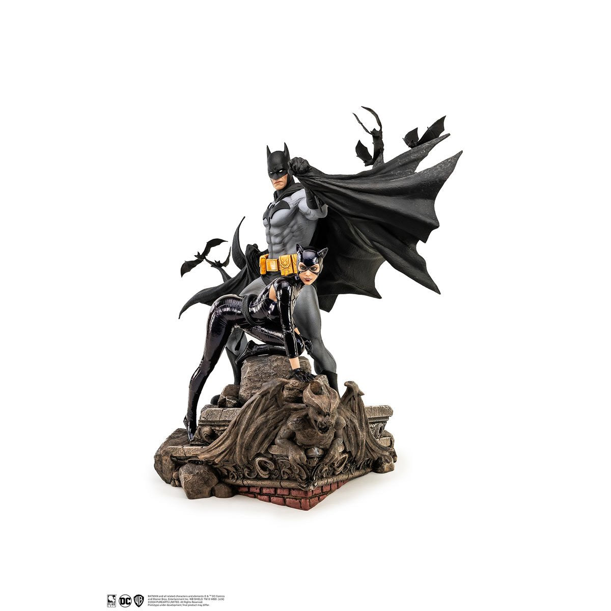Batman and Catwoman Reunion 1:4 Scale Statue