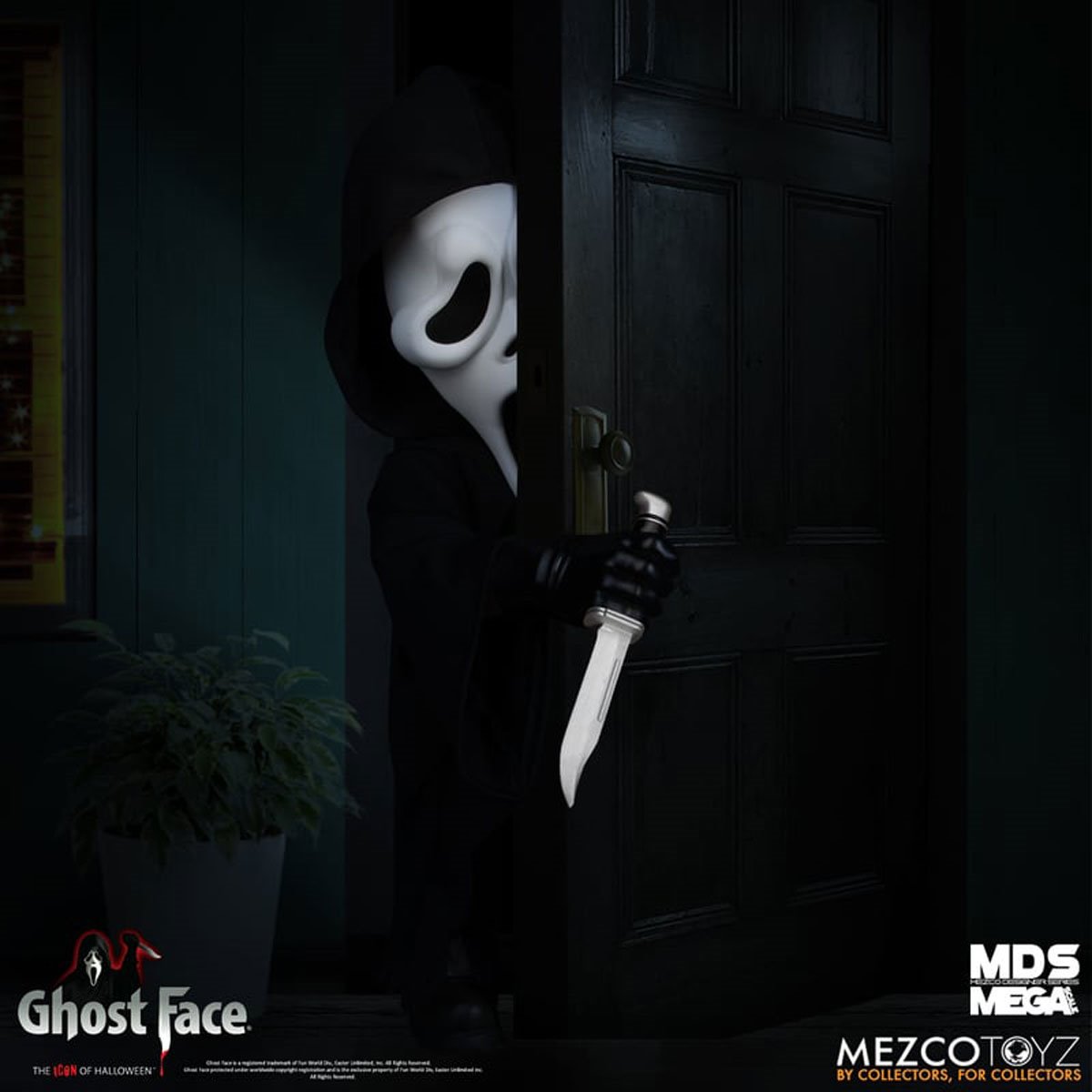 Ghost Face Mezco Designer Series Mega Scale 15-Inch Doll - ReRun