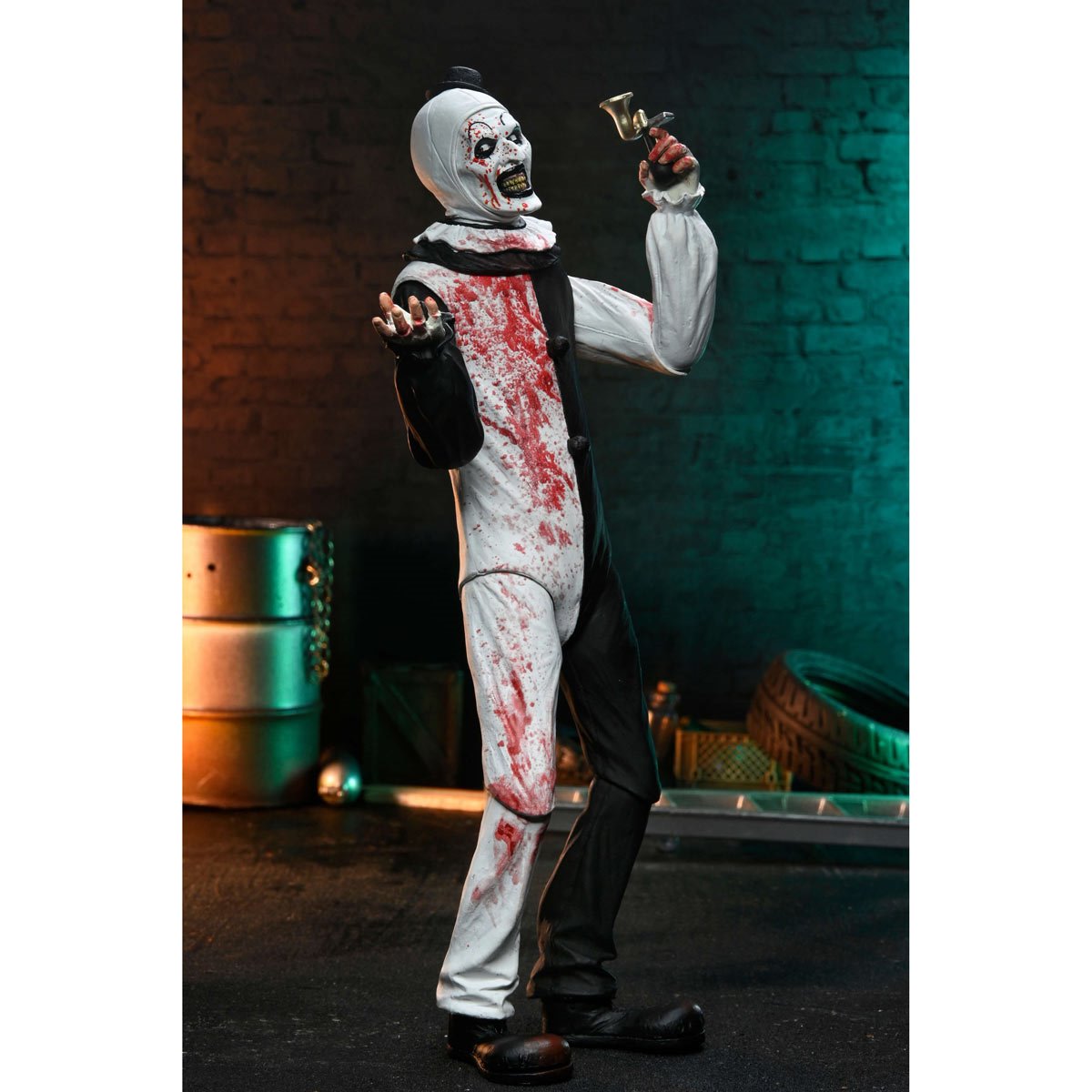 Terrifier 2 Ultimate Art the Clown (Blood Splattered) 7-Inch Scale Action Figure