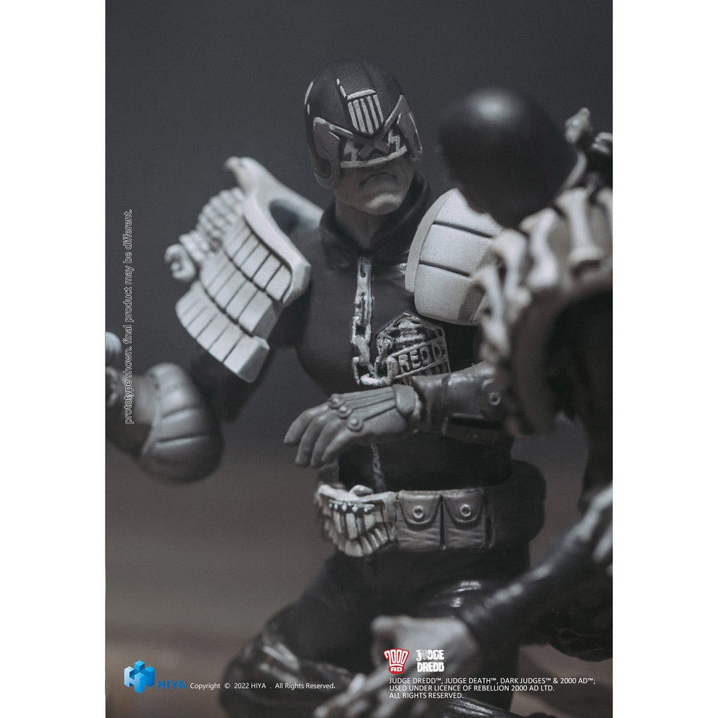 Judge Dredd vs. Death Black and White Exquisite Mini Series 1:18 Scale Action Figure 2-Pack
