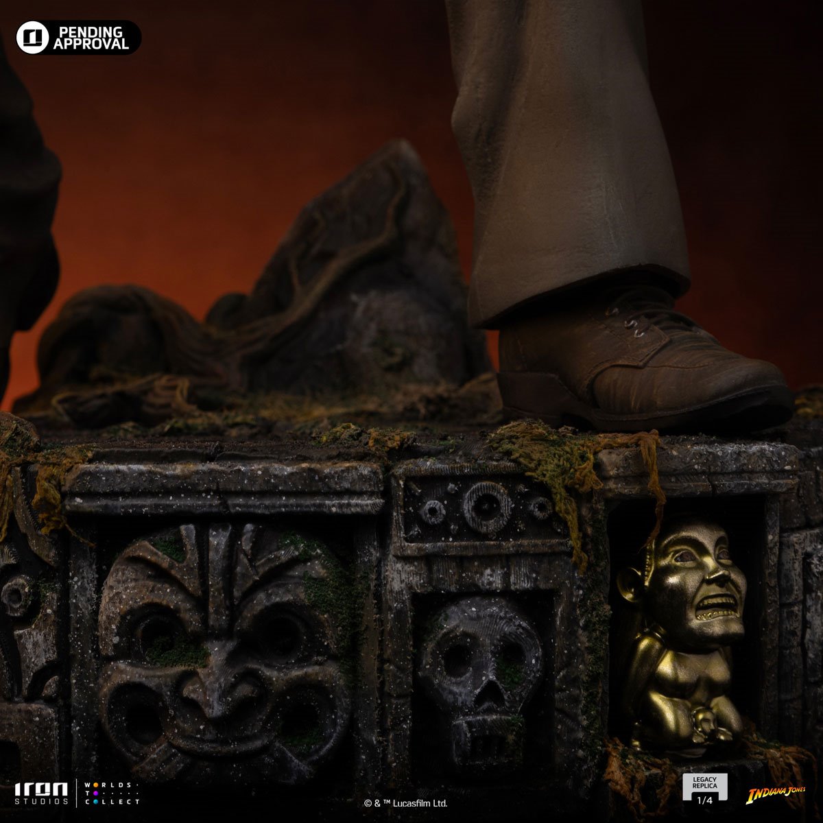 Indiana Jones Legacy Replica 1:4 Scale Limited Edition Statue
