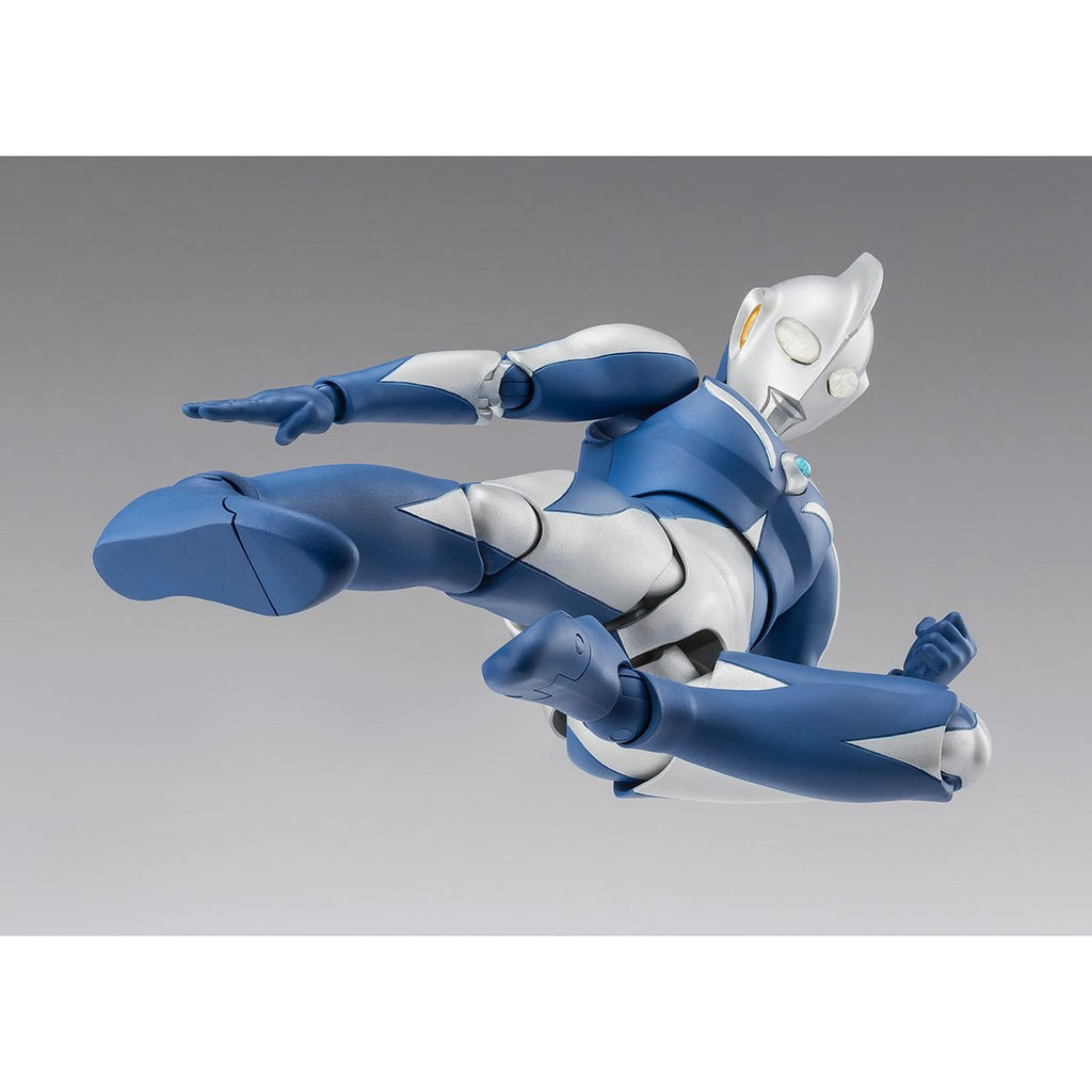 Ultraman Cosmos Luna Mode S.H.Figuarts Action Figure