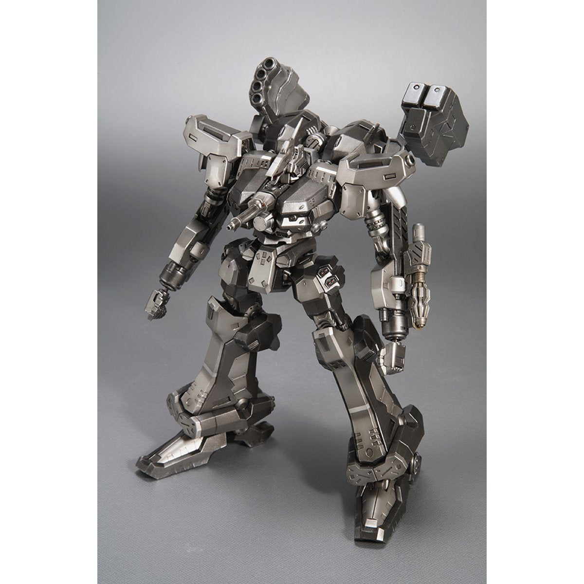 Armored Core: Last Raven Crest CR-C90U3 Variable Infinity 1:72 Scale Model Kit