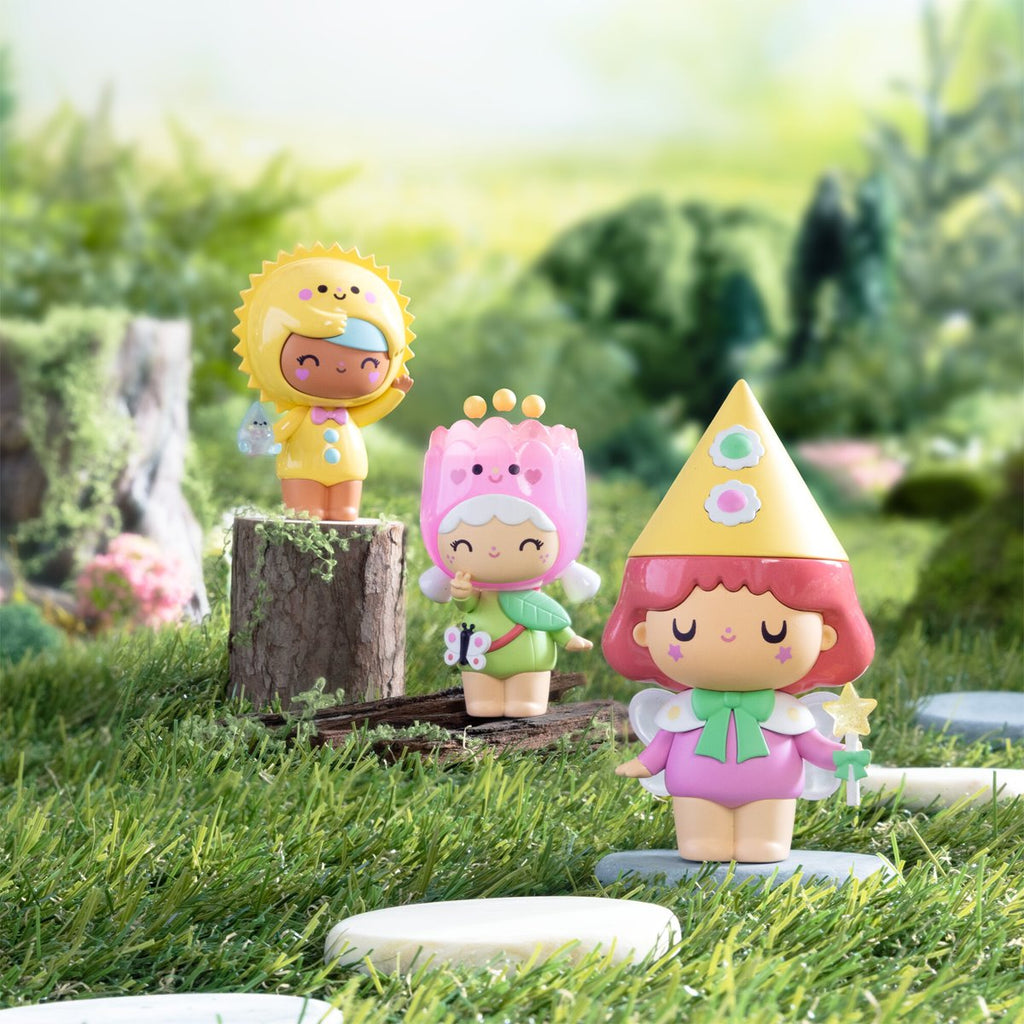 Momiji Magical Meadow Blind-Box Mini-Figure Display of 8
