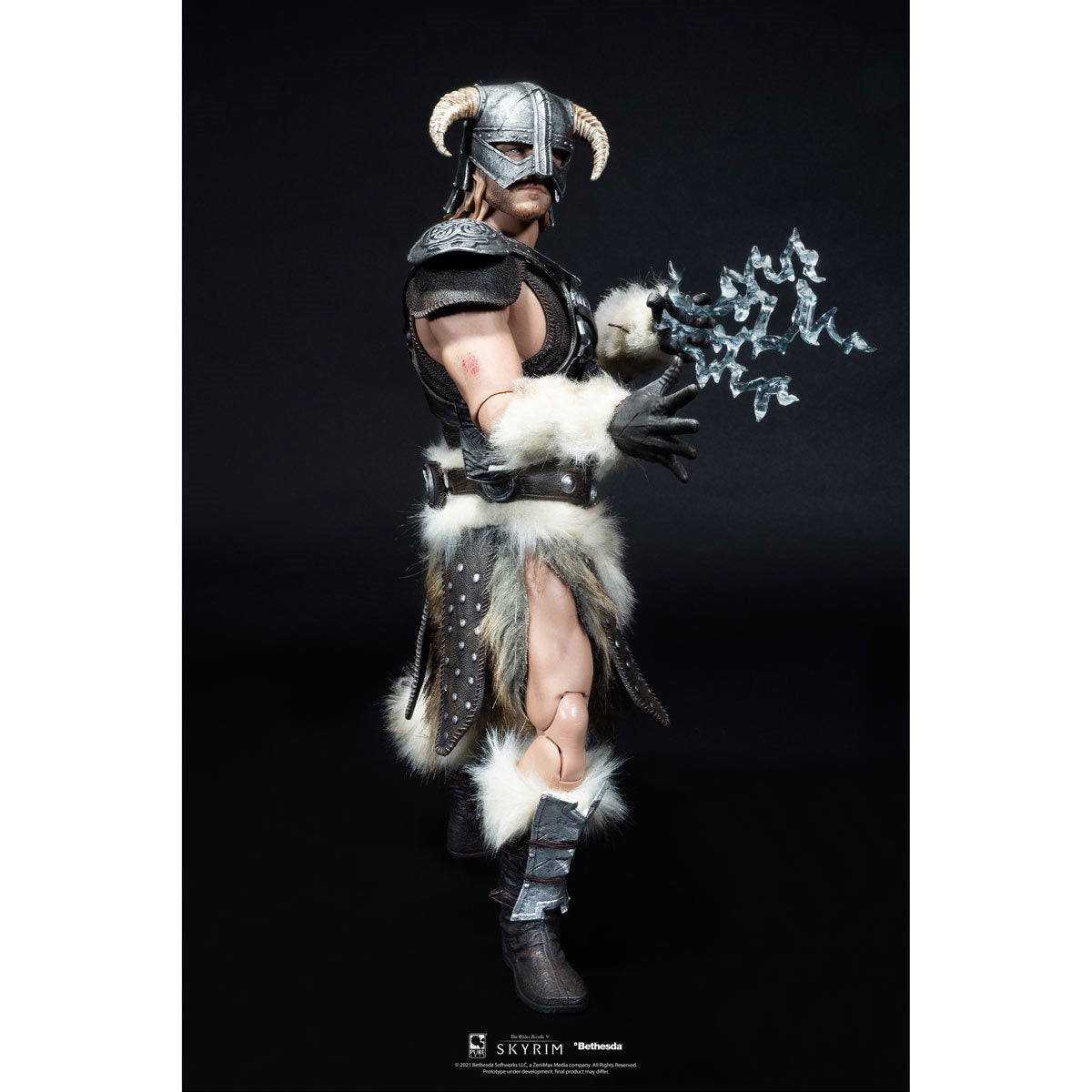 Elder Scrolls V Skyrim Dragonborn Deluxe 1:6 Scale Action Figure