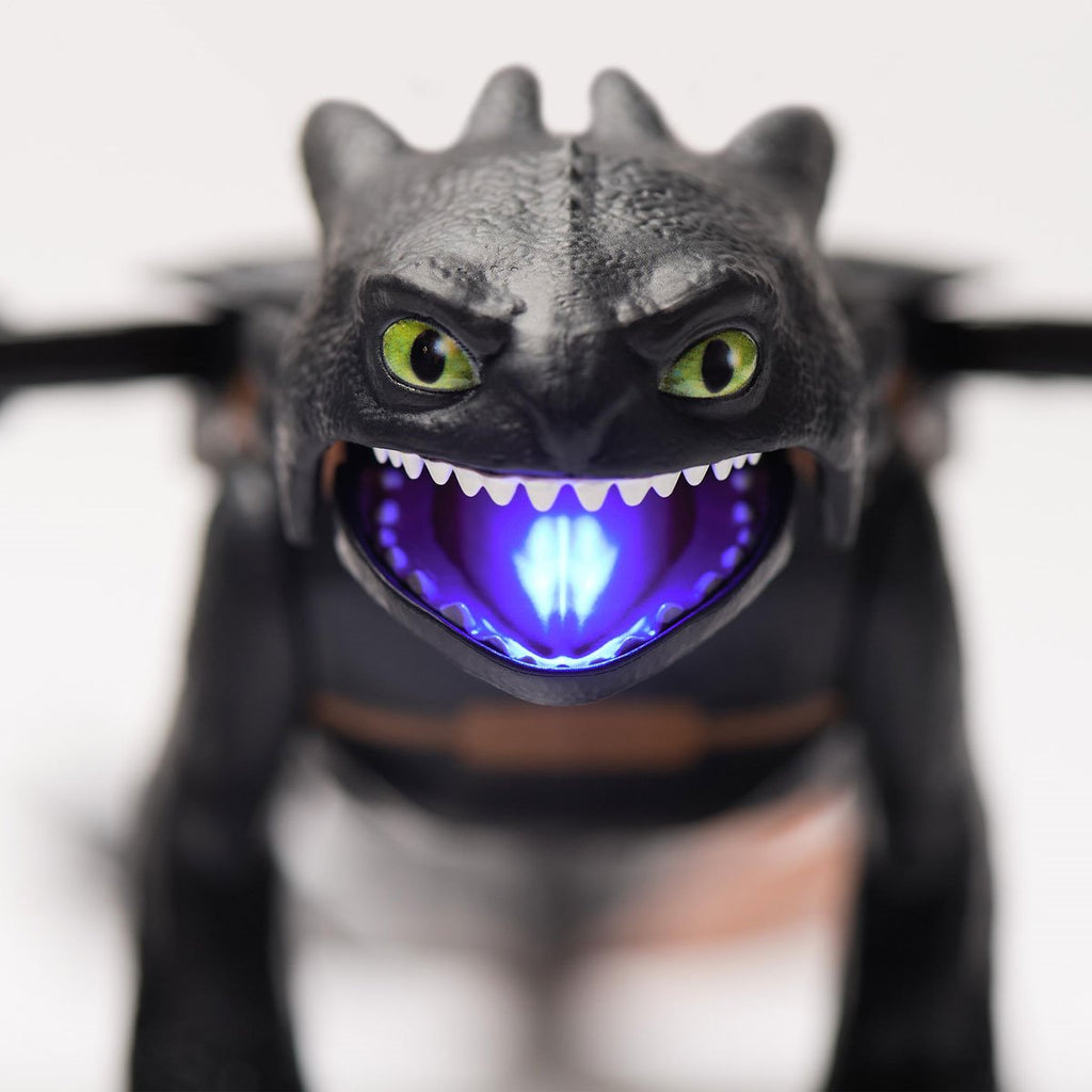 How to Train Your Dragon Toothless Ultimate Plasma Blast Light-Up Action Figure with Sound
