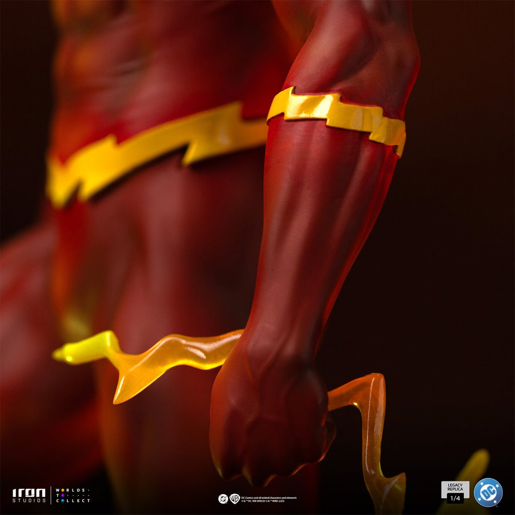 The Flash Legacy Replica 1:4 Scale Limited Edition Statue