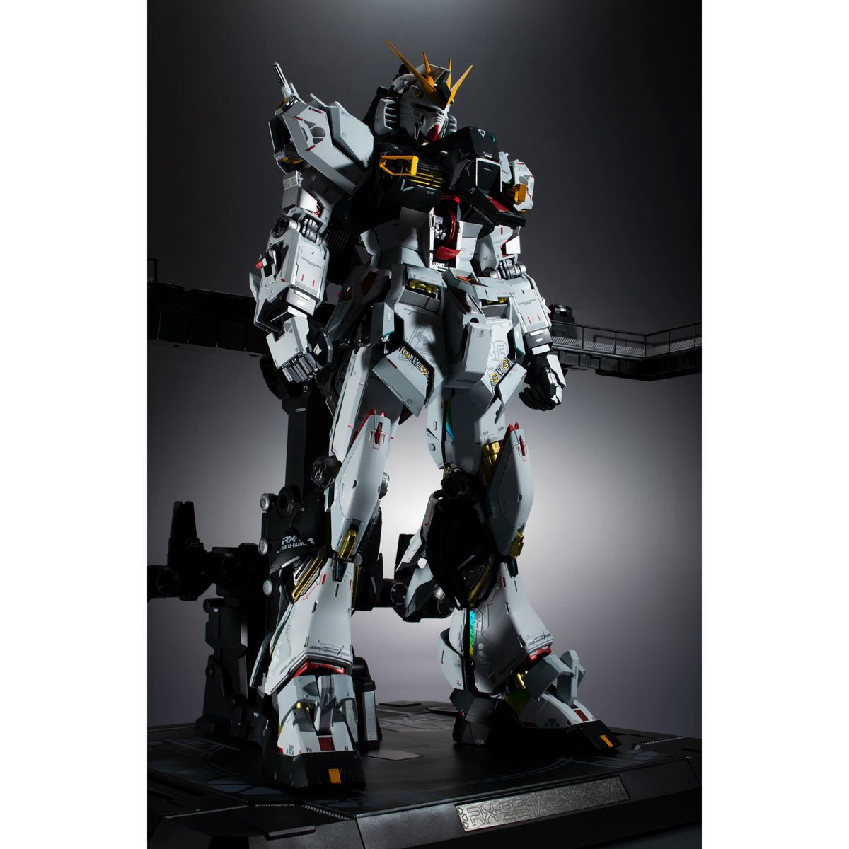 Mobile Suit Gundam: Char's Counterattack RX-93 Nu Gundam Kaitai-Shou-Ki Metal Structure Action Figure