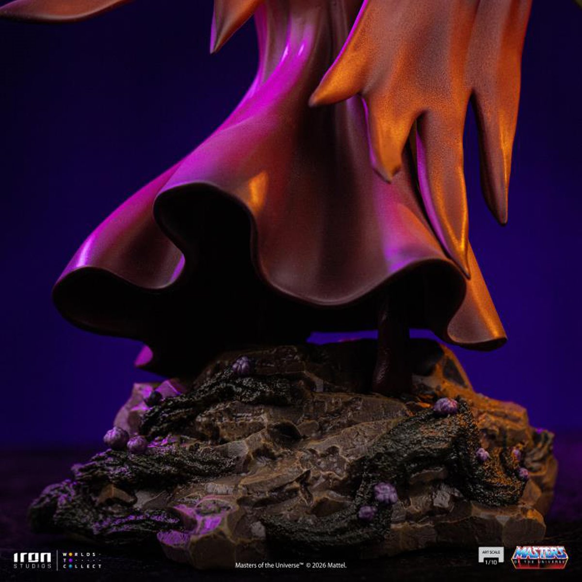 Masters of the Universe Shadow Weaver 1:10 Art Scale Limited Edition Statue
