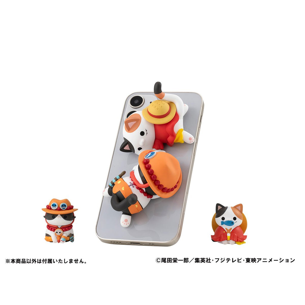 One Piece Nyan Piece Nyan Sticky Kitties Mega Cat Project Mini-Figure Case of 8