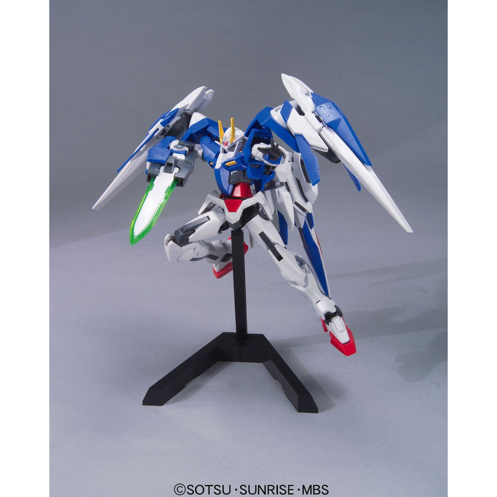 Mobile Suit Gundam 00 00 Raiser + GN Sword lll High Grade 1:144 Scale Model Kit