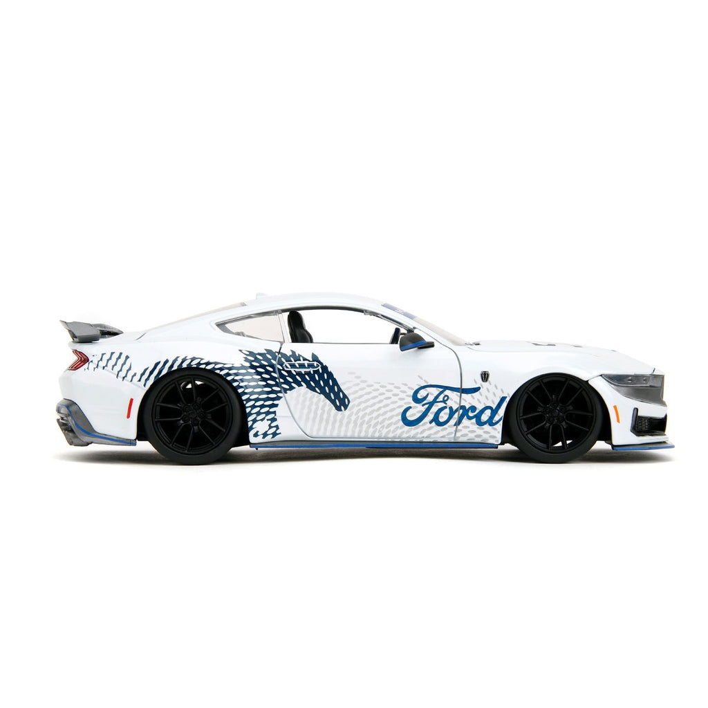 Bigtime Muscle 2024 Ford Mustang Dark Horse Glossy White 1:24 Scale Die-Cast Metal Vehicle