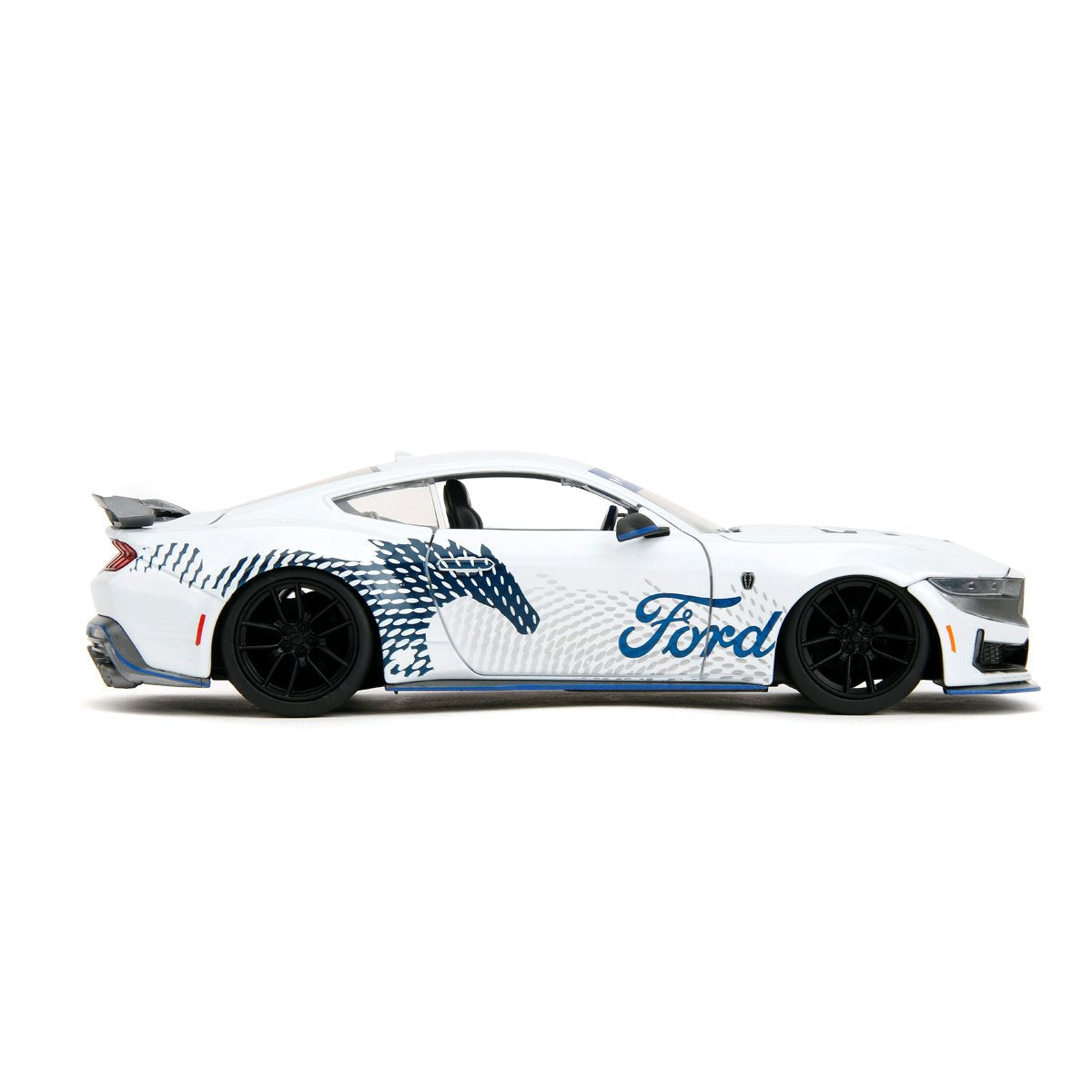 Bigtime Muscle 2024 Ford Mustang Dark Horse Glossy White 1:24 Scale Die-Cast Metal Vehicle