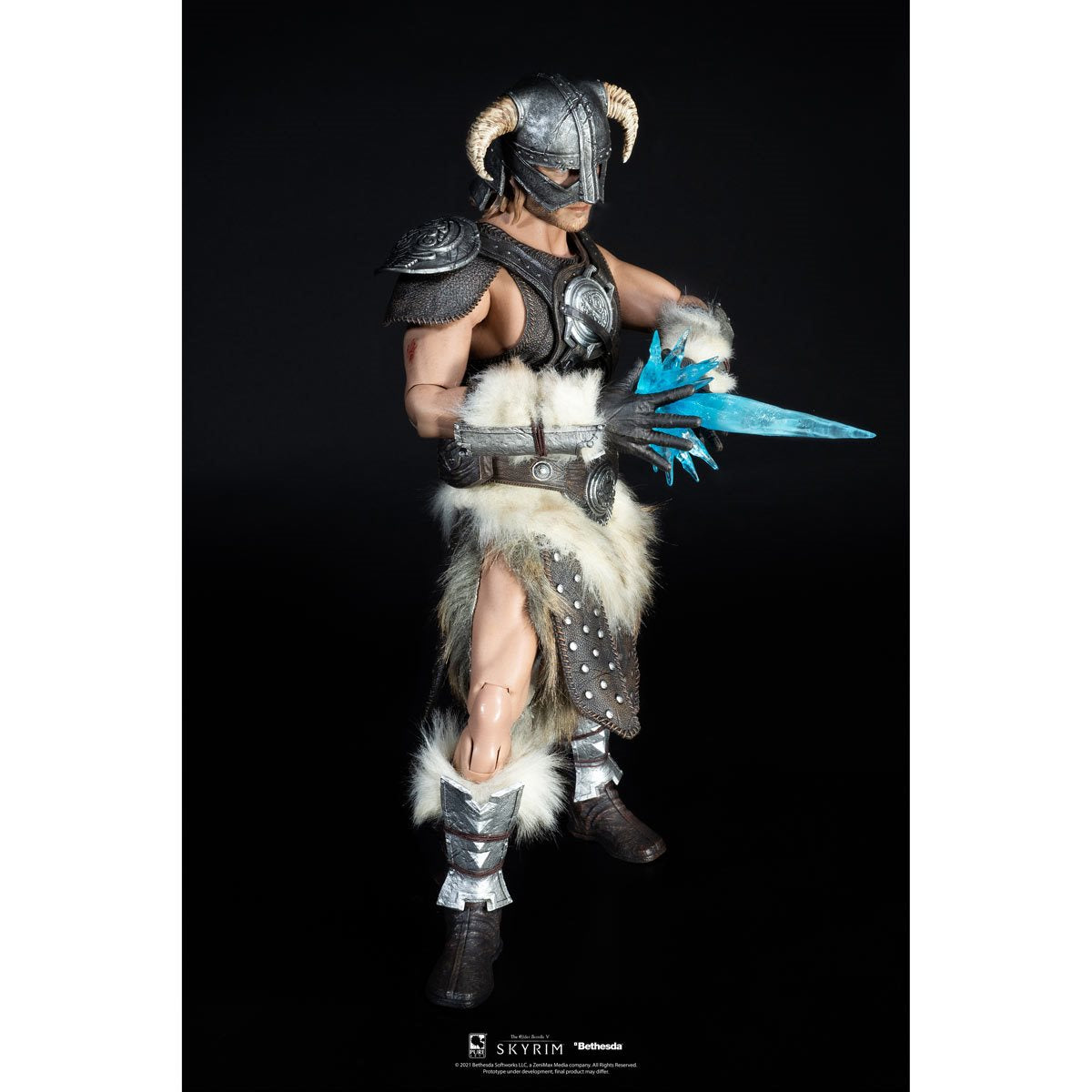 Elder Scrolls V Skyrim Dragonborn Deluxe 1:6 Scale Action Figure