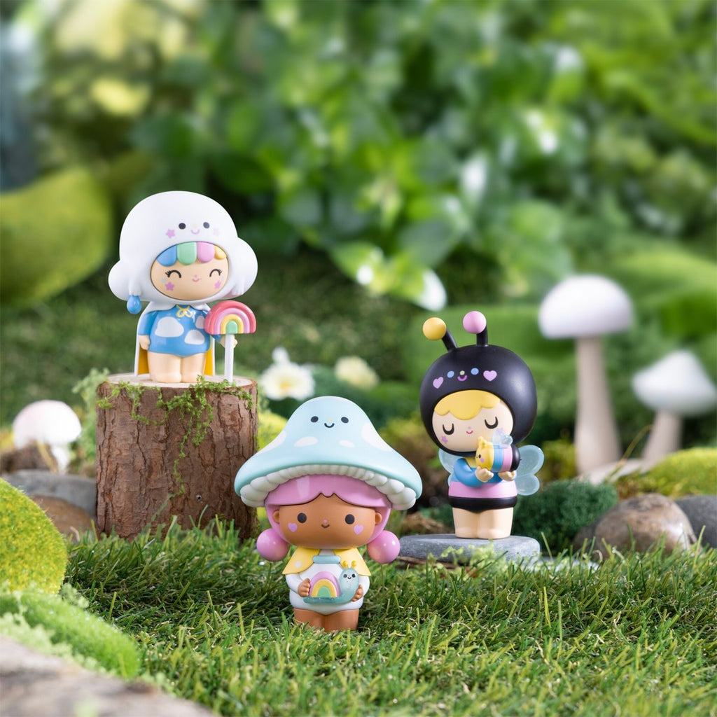 Momiji Magical Meadow Blind-Box Mini-Figure Display of 8