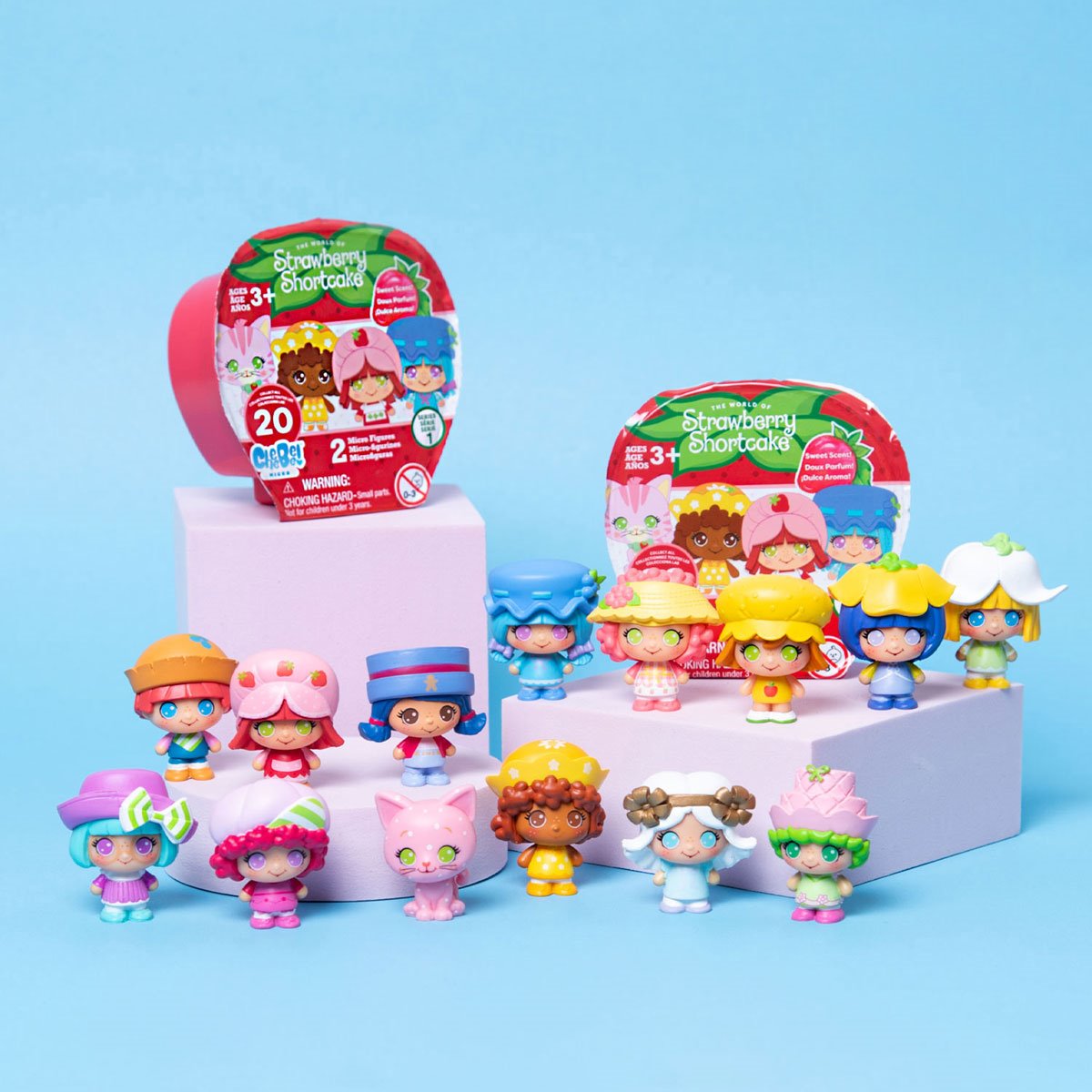 Strawberry Shortcake 1 1/2-Inch Cheebee Mini-Figures Display Case of 12