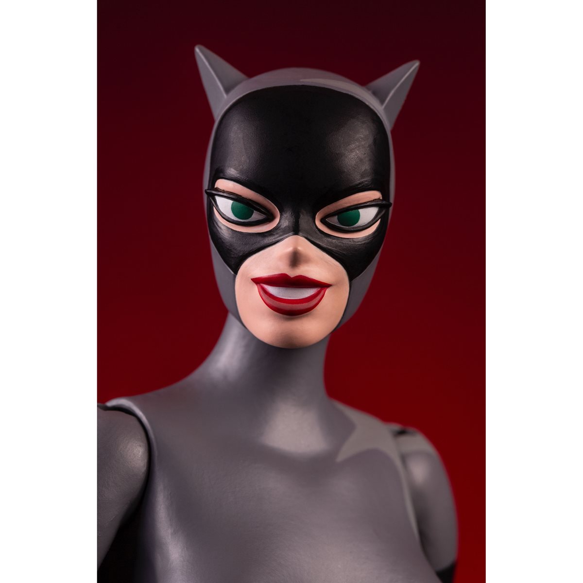Batman: The Animated Series Catwoman 1:6 Scale Action Figure